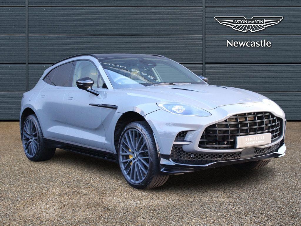 Aston Martin DBX Image 1