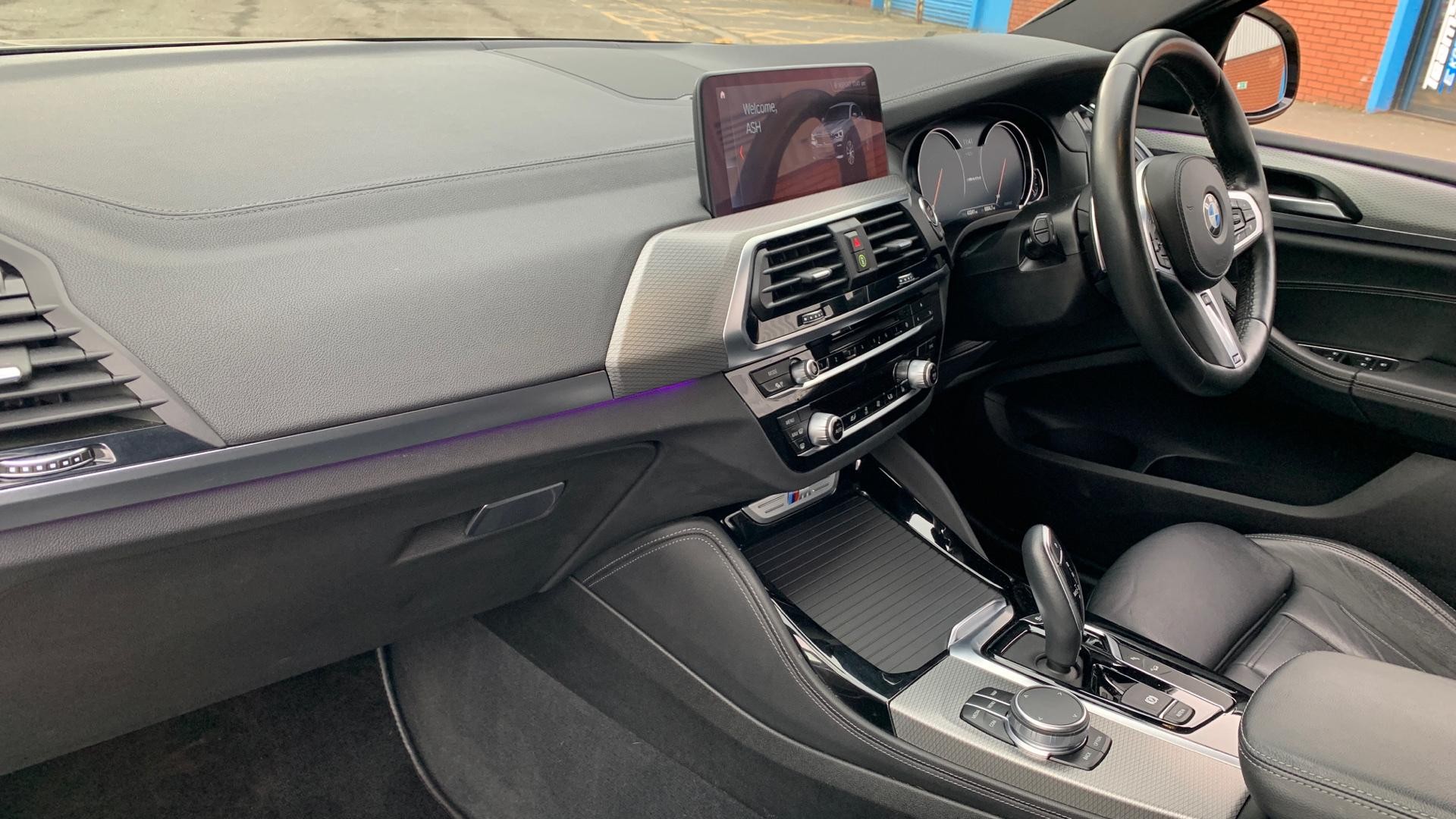 BMW X4 Image 4