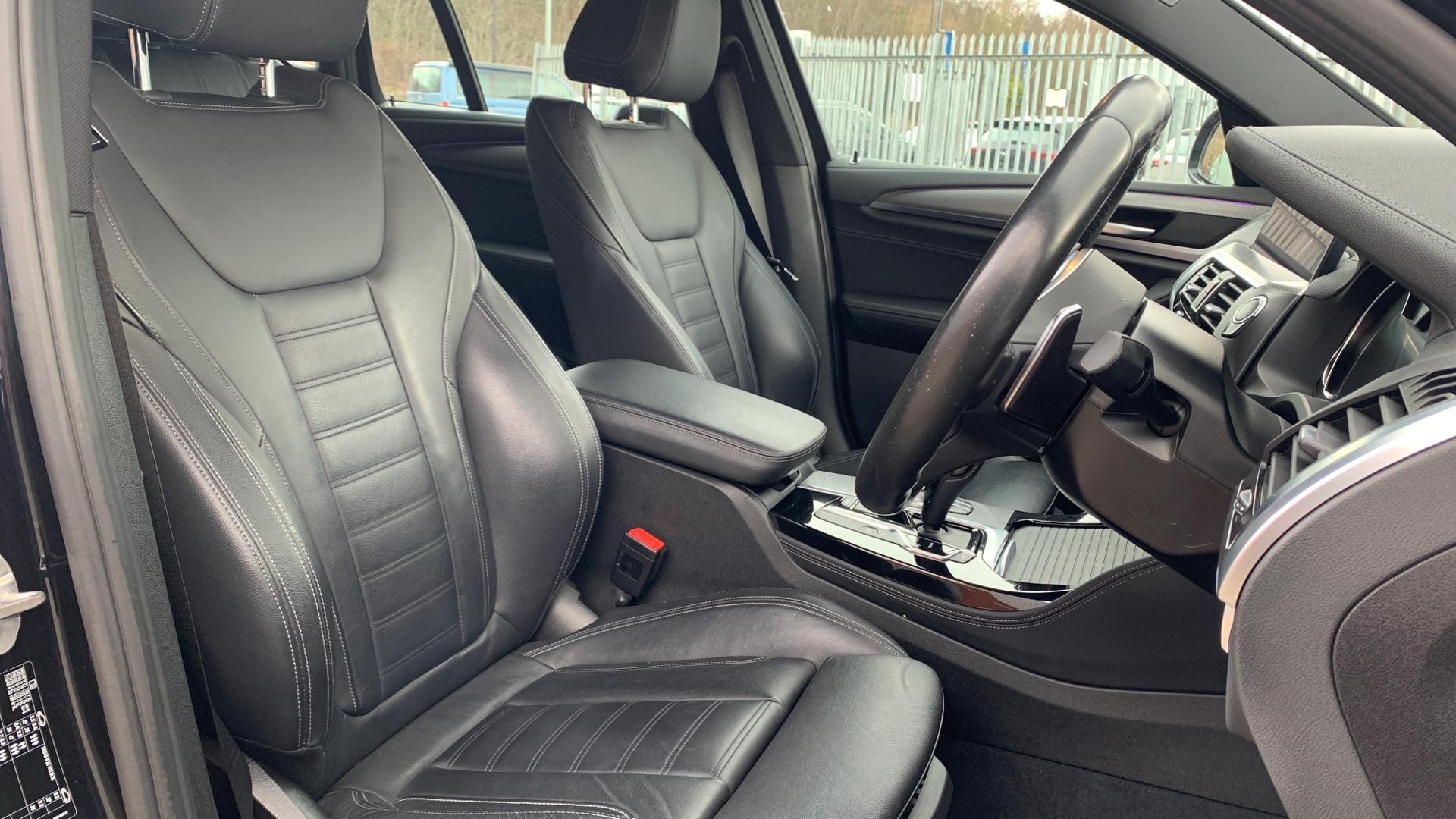 BMW X4 Image 9