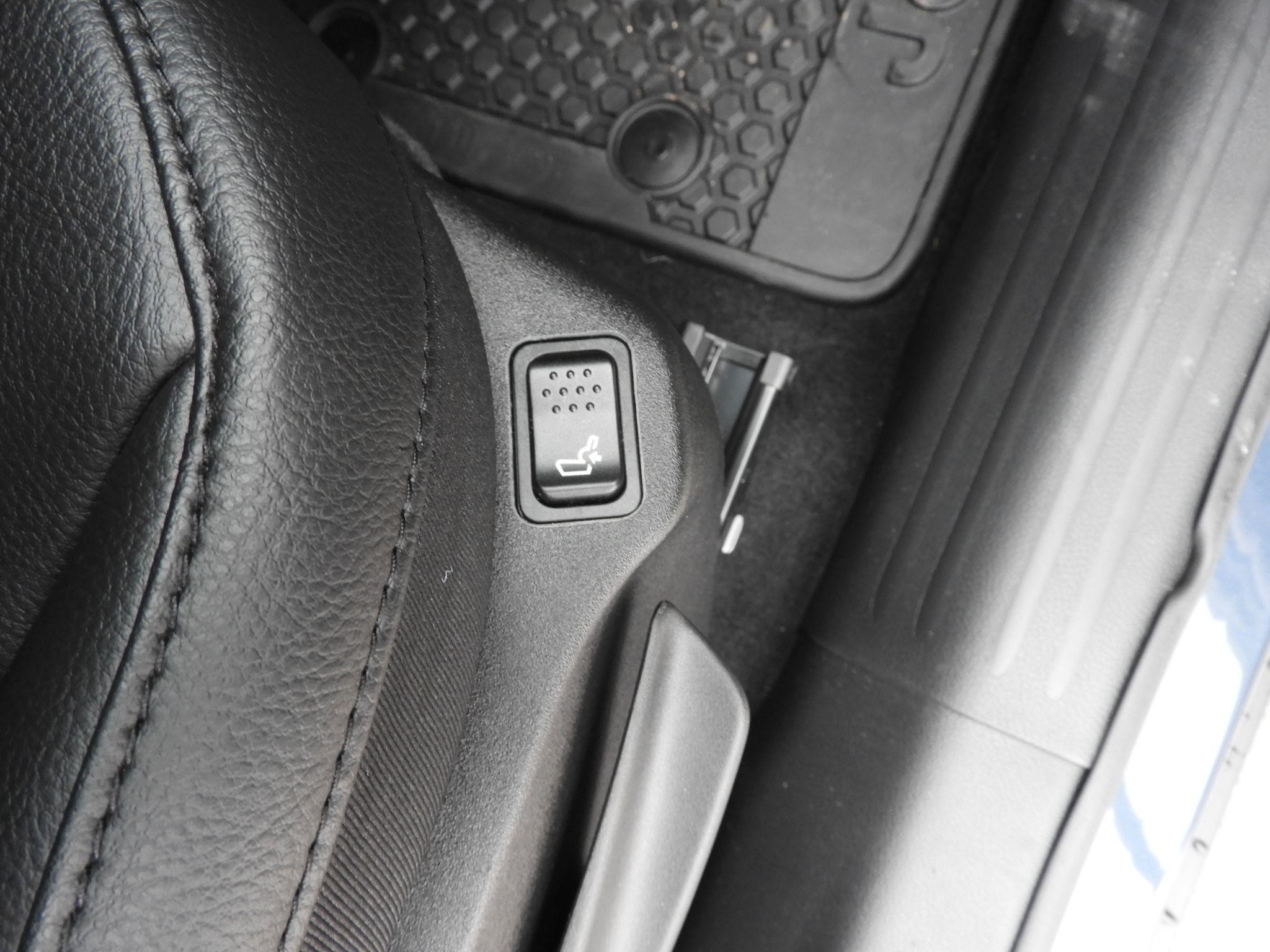 Jeep Compass Image 23