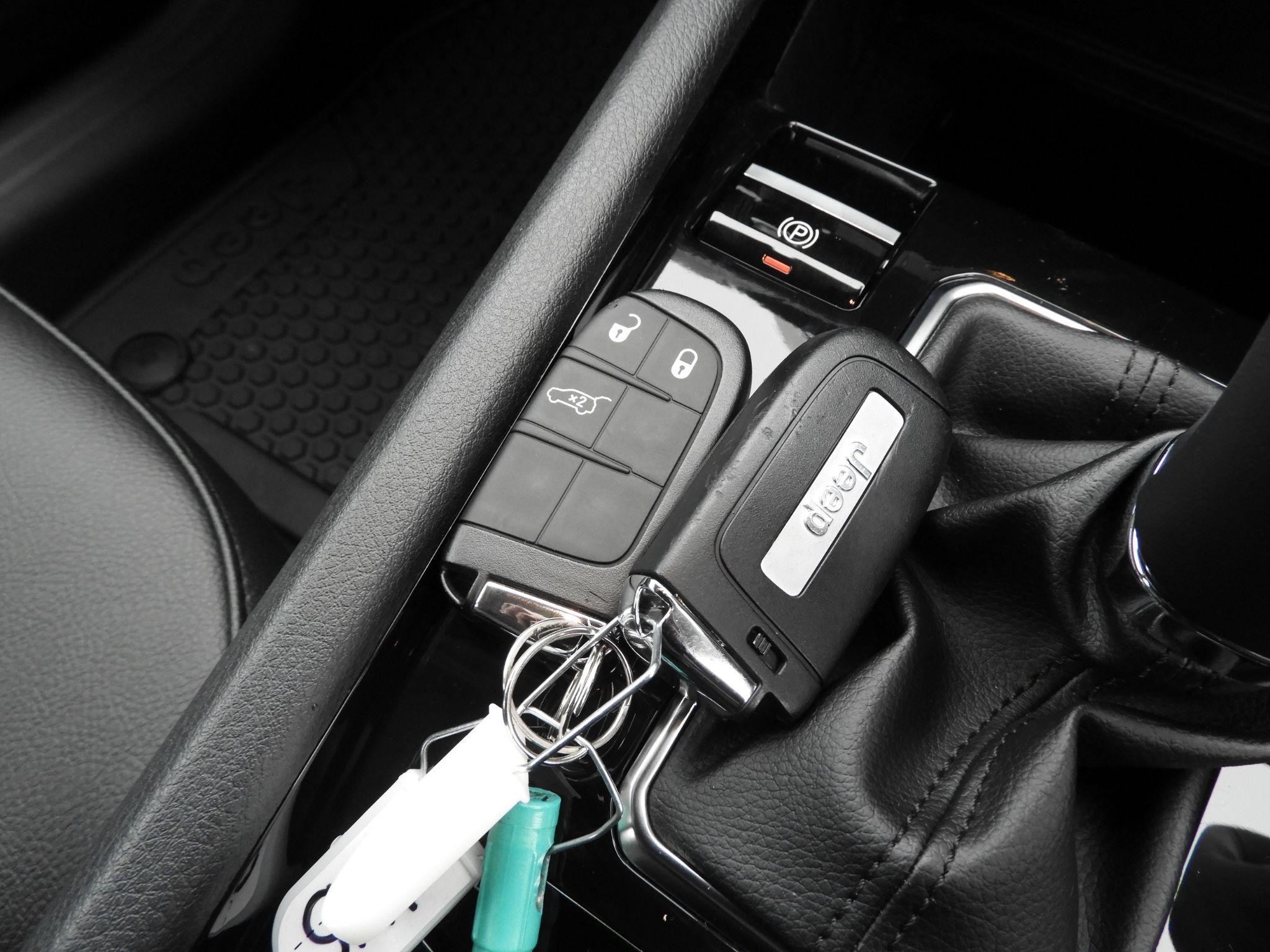 Jeep Compass Image 28