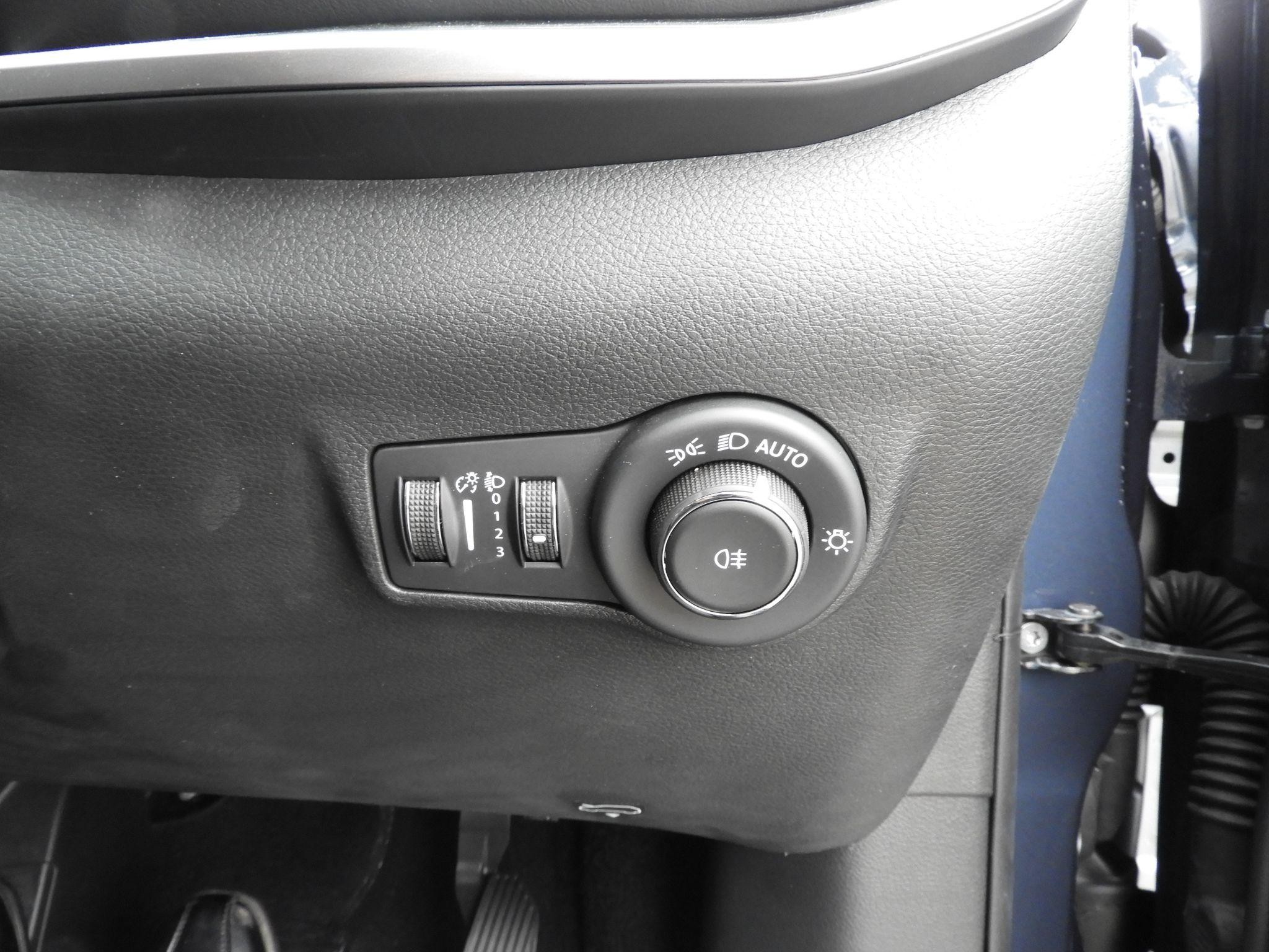Jeep Compass Image 25