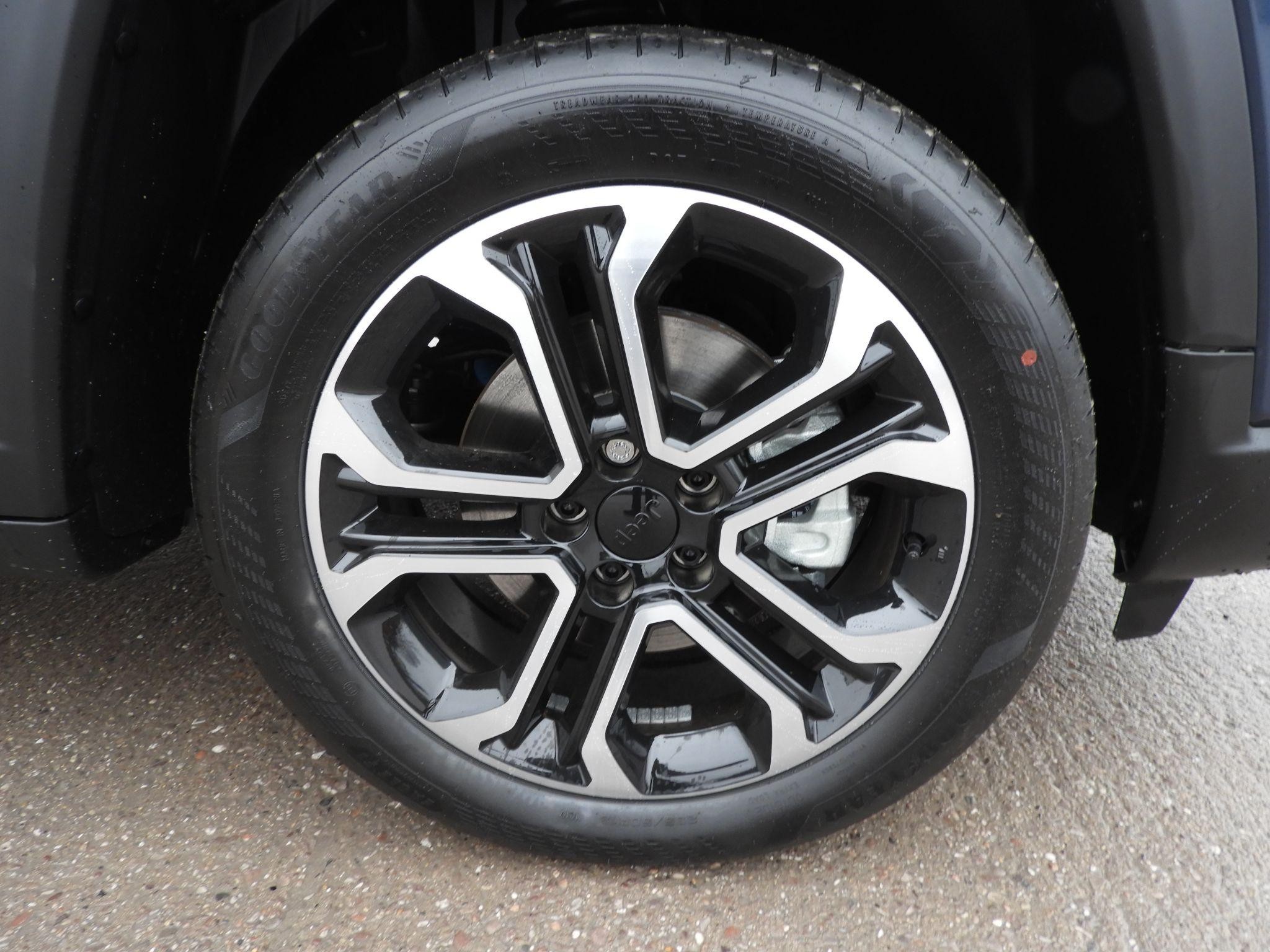 Jeep Compass Image 9