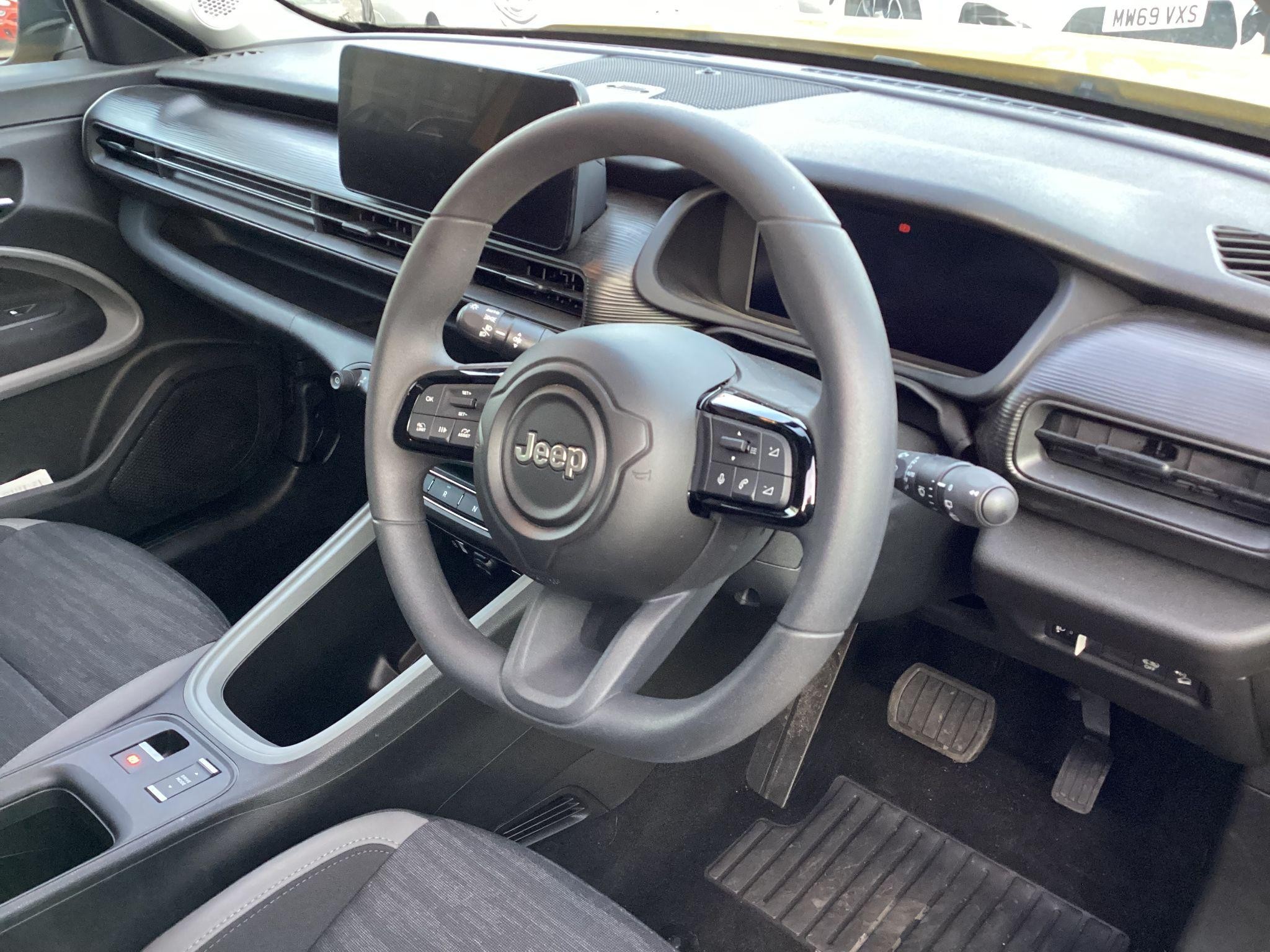 Jeep Avenger Image 13