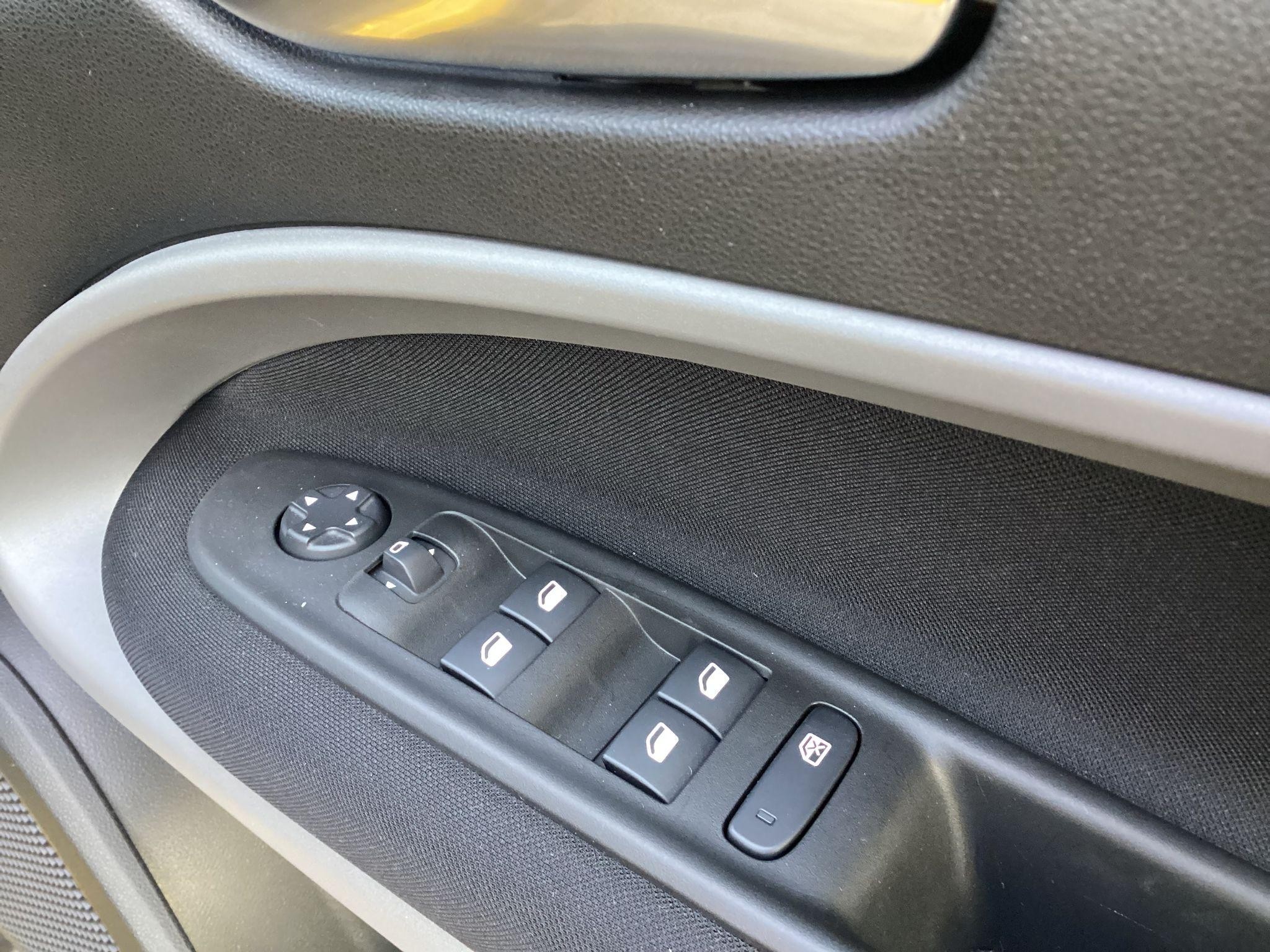 Jeep Avenger Image 26