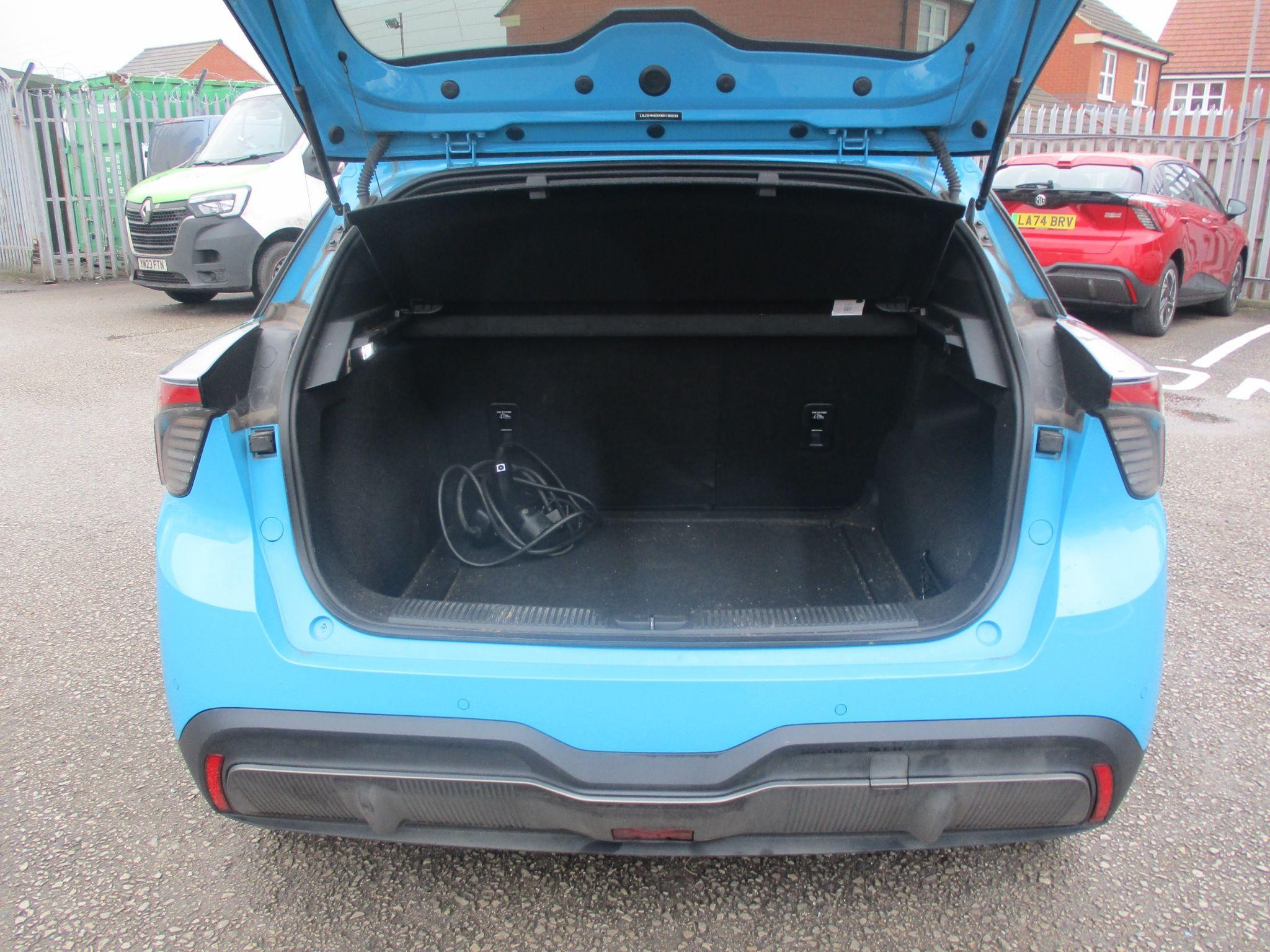 MG4 EV Image 10