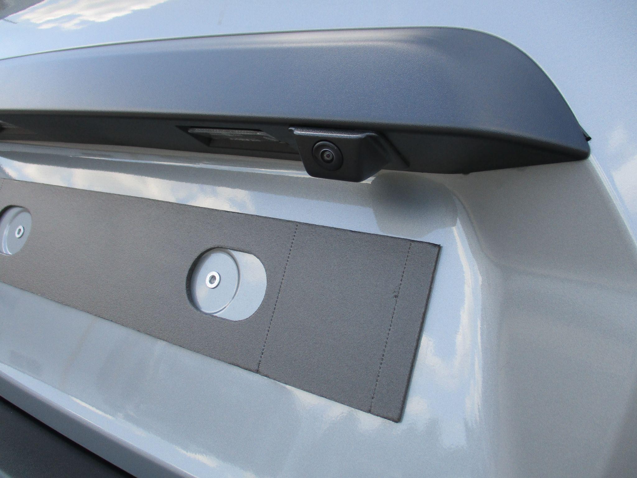 Ford Transit Courier Image 14