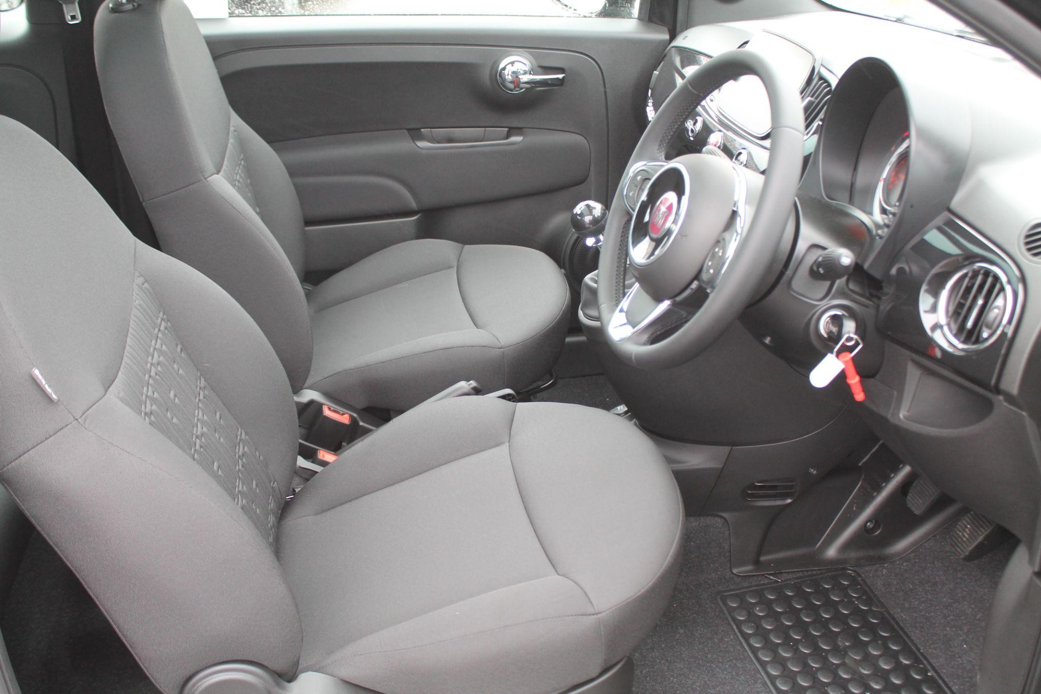 Fiat 500 Hybrid Image 13