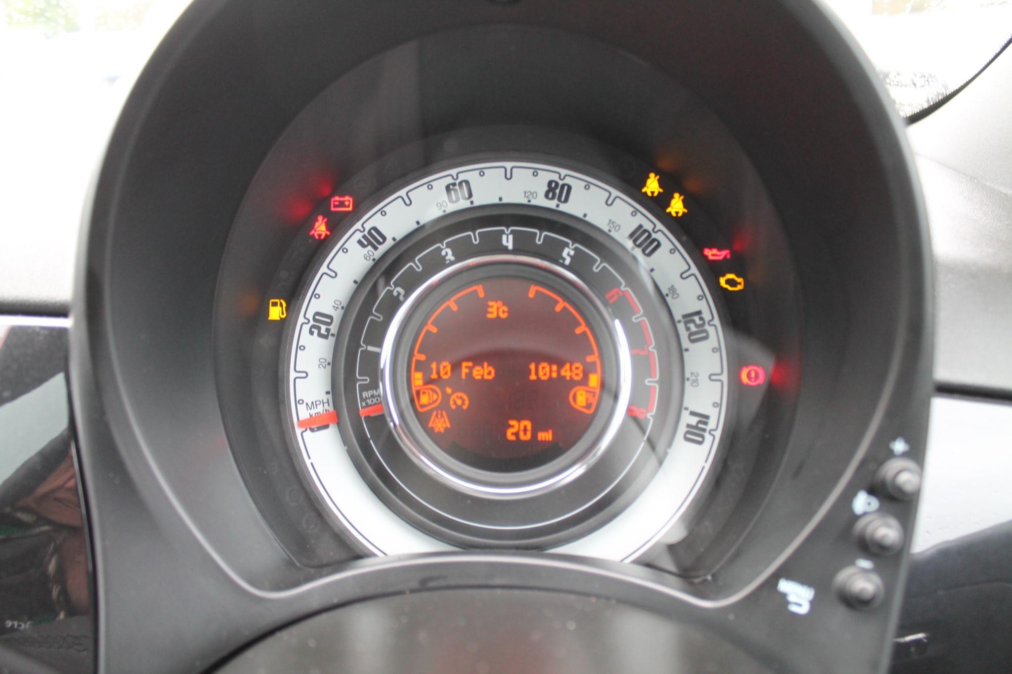 Fiat 500 Hybrid Image 16