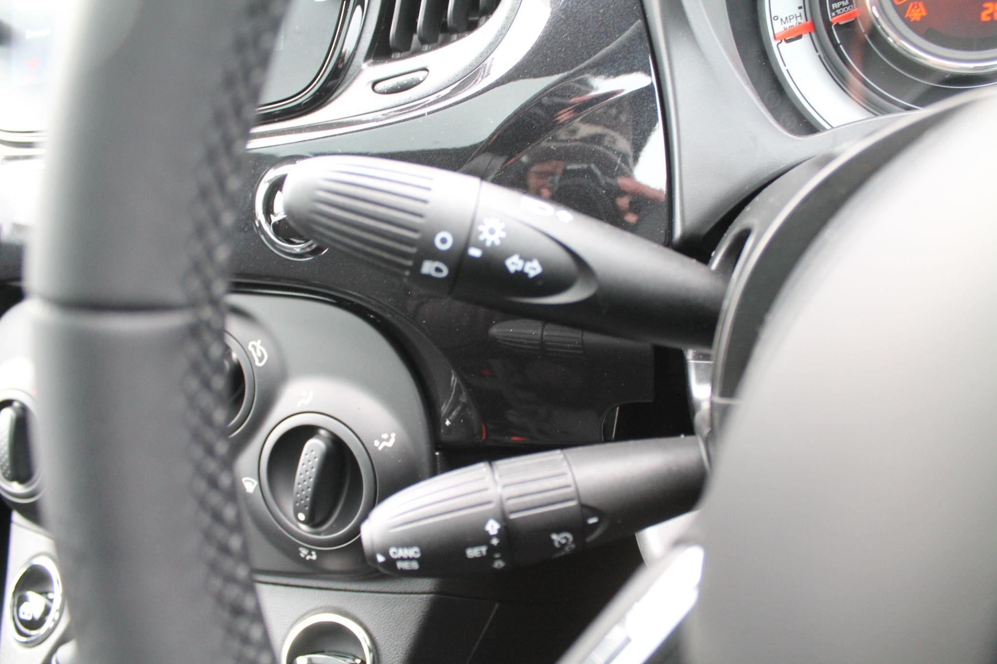 Fiat 500 Hybrid Image 18