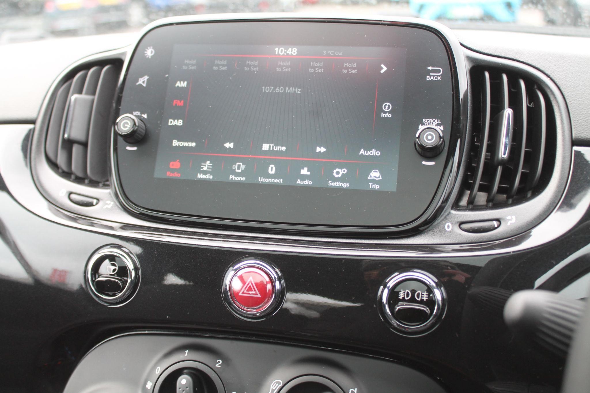 Fiat 500 Hybrid Image 19