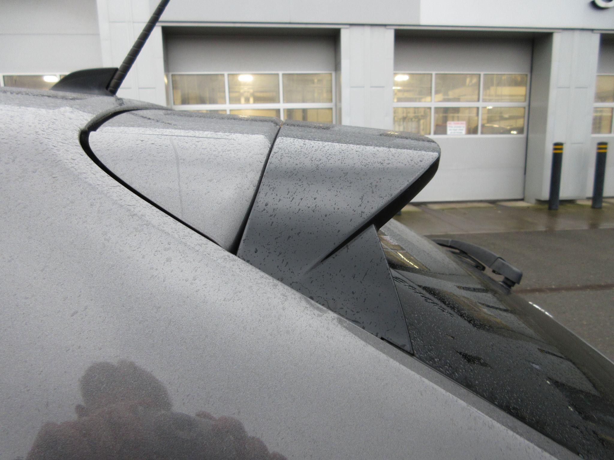 Peugeot 208 Image 28