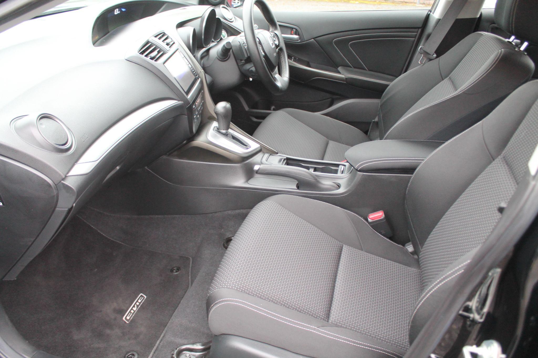 Honda Civic Image 13