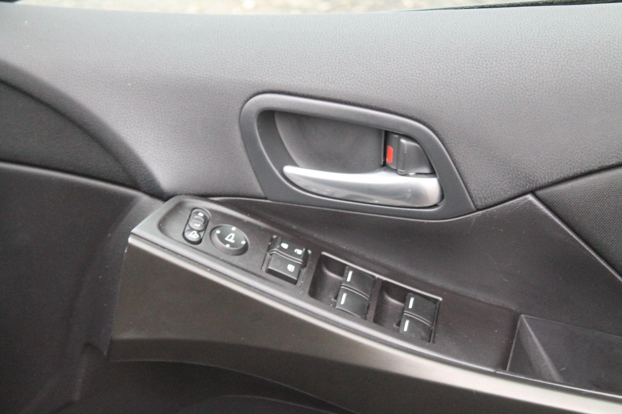 Honda Civic Image 25