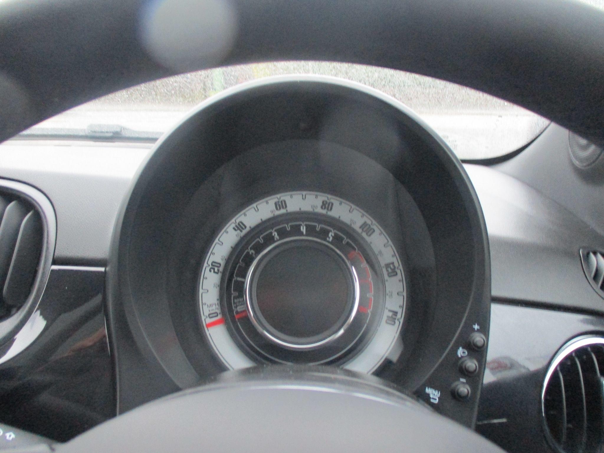 Fiat 500 Hybrid Image 14