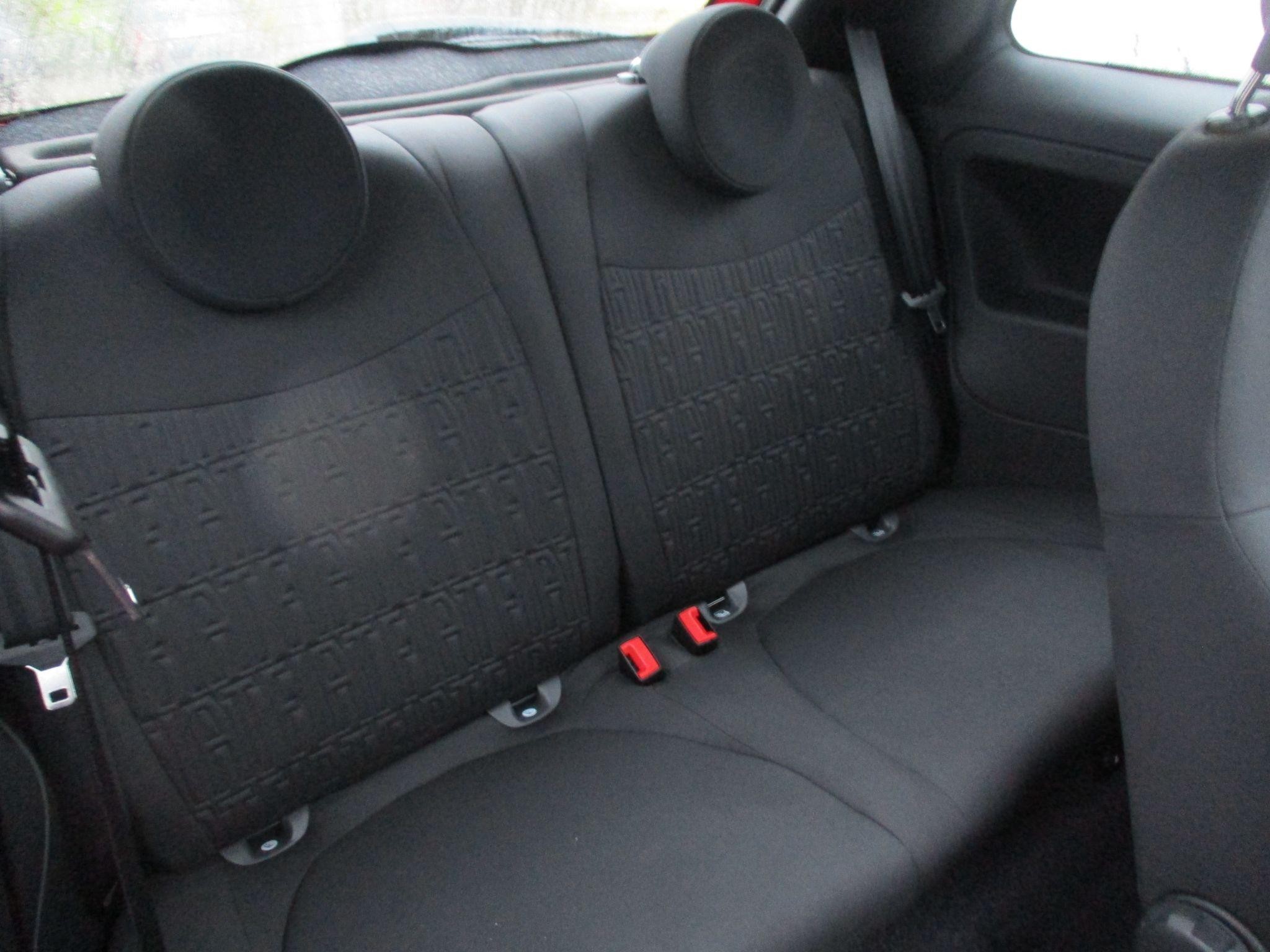 Fiat 500 Hybrid Image 17