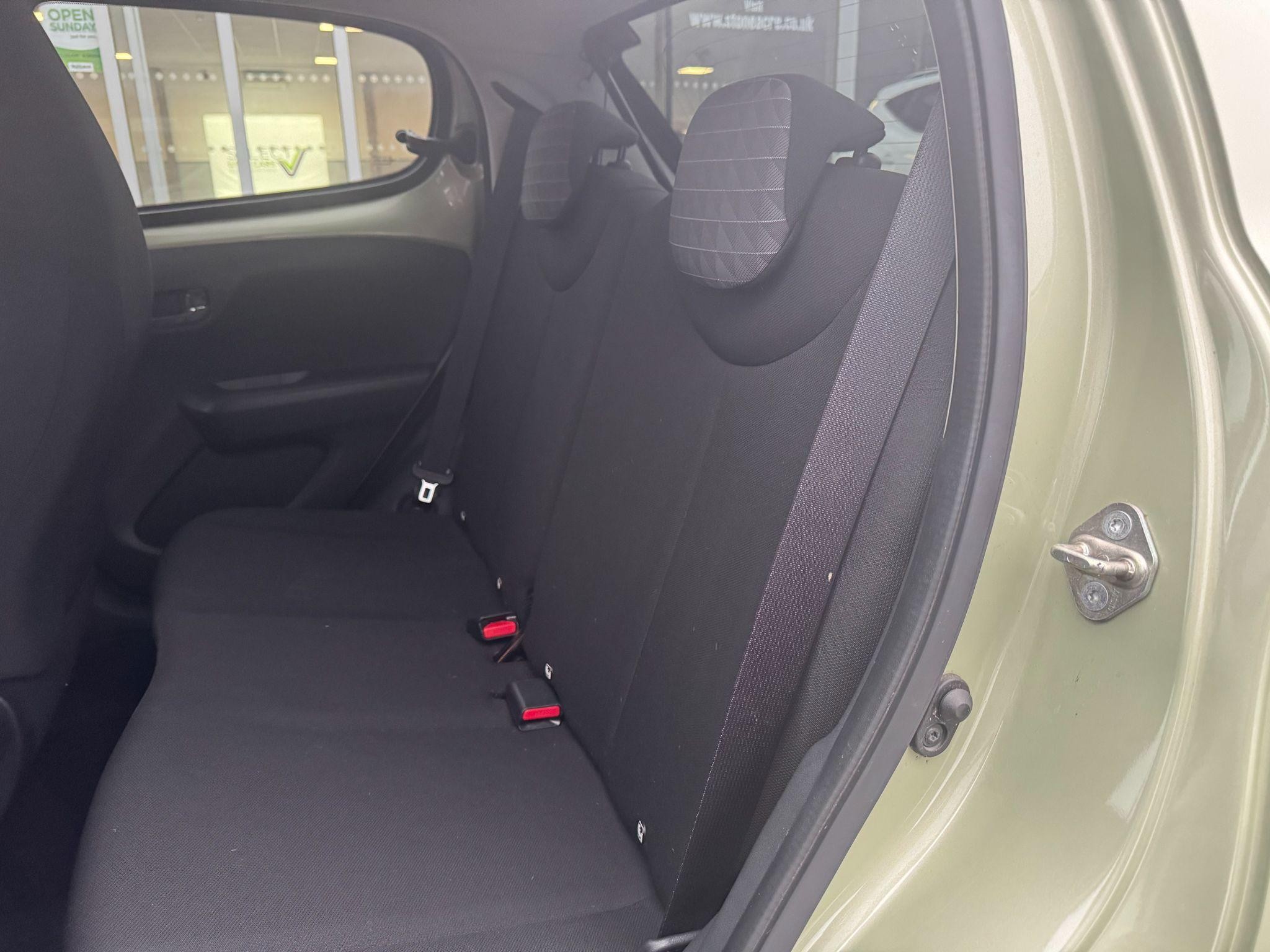 Peugeot 108 Image 14
