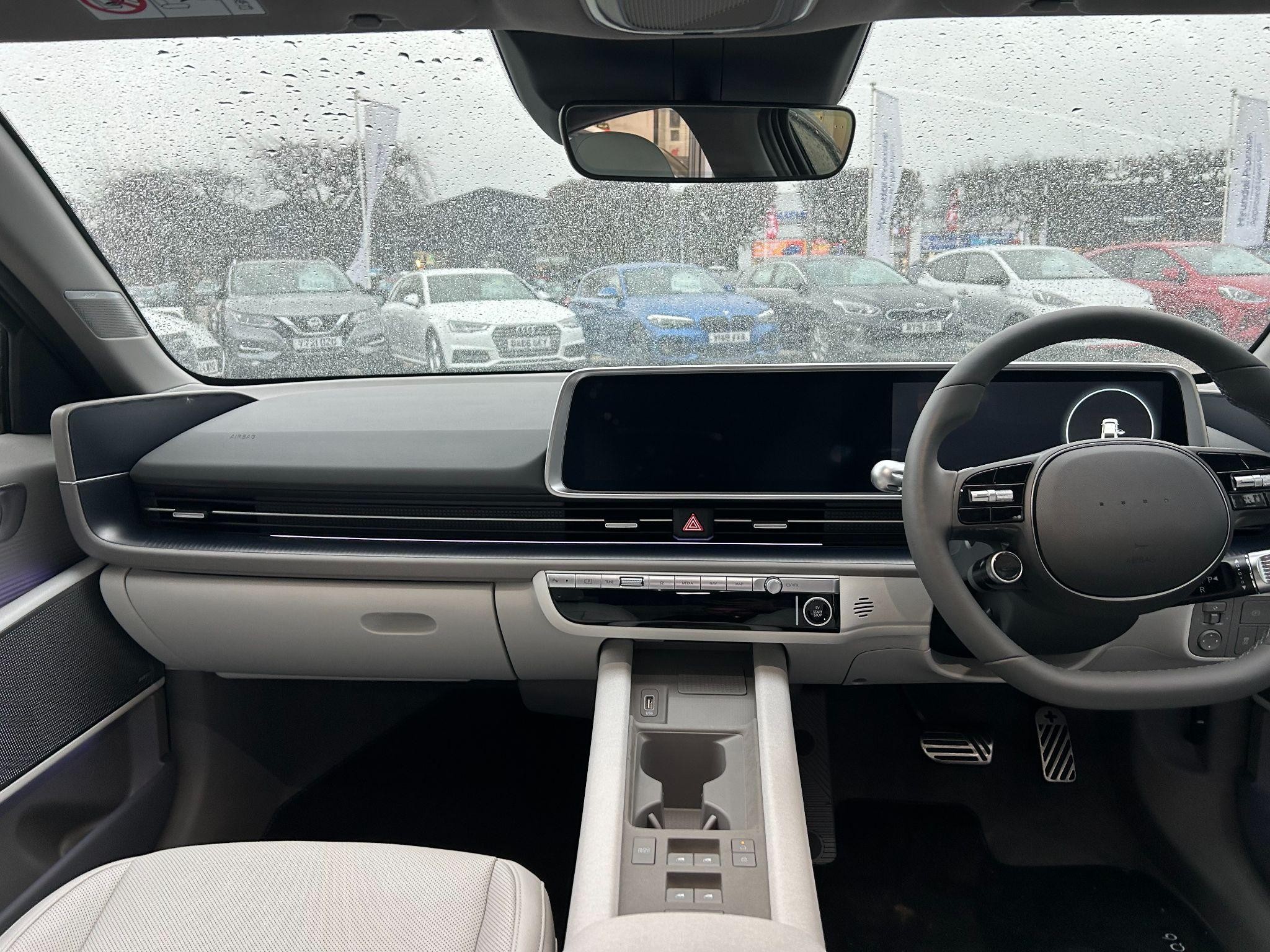 Hyundai IONIQ 6 Image 14
