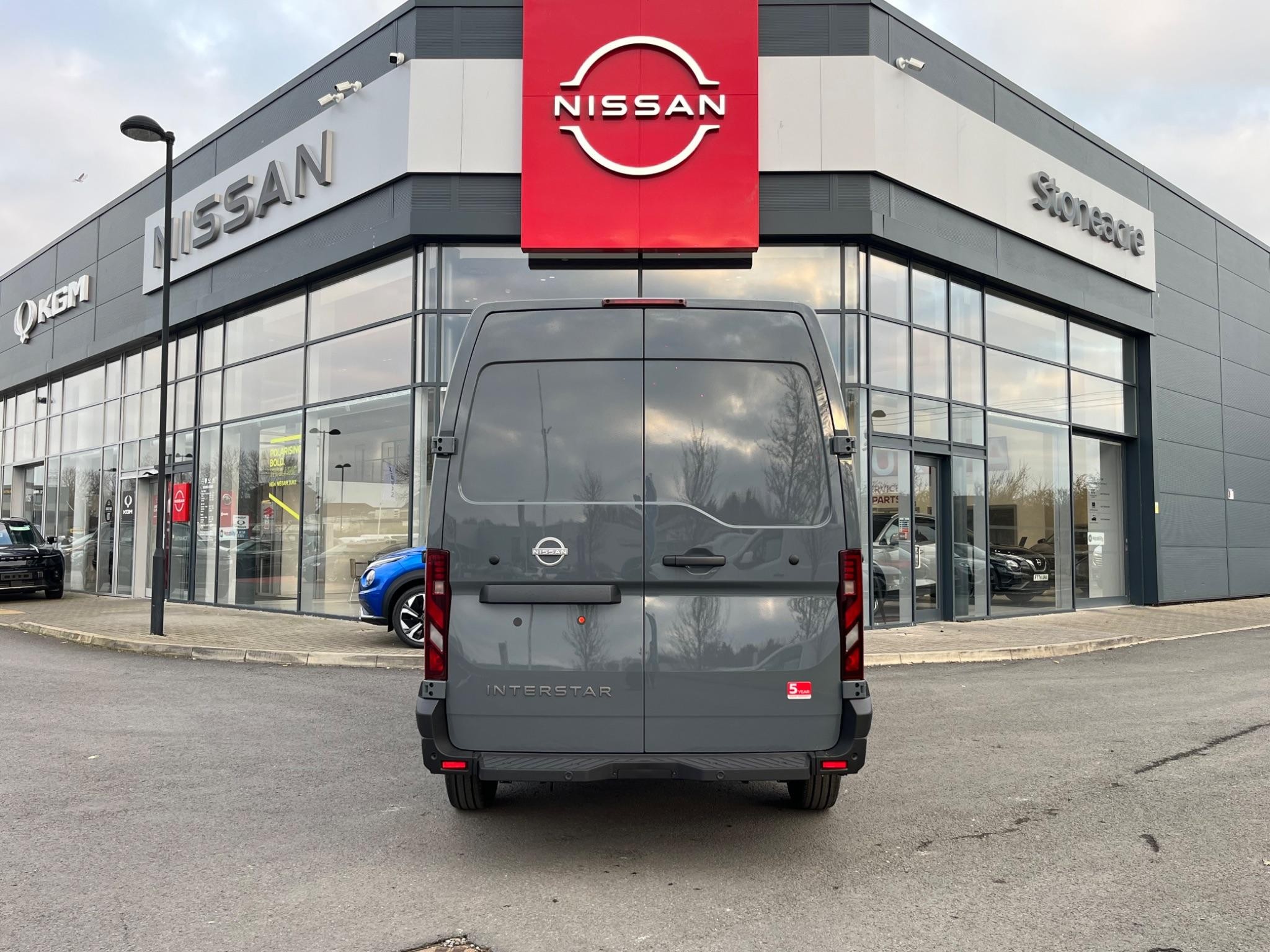 Nissan Interstar Image 4