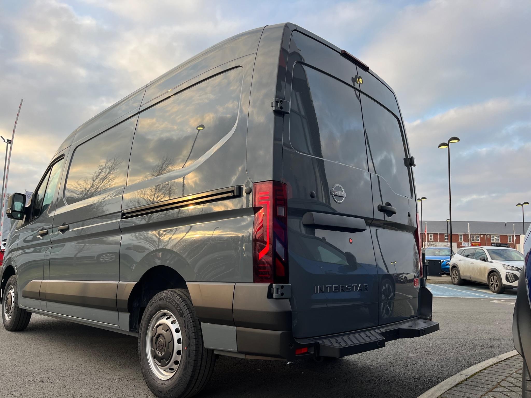Nissan Interstar Image 22