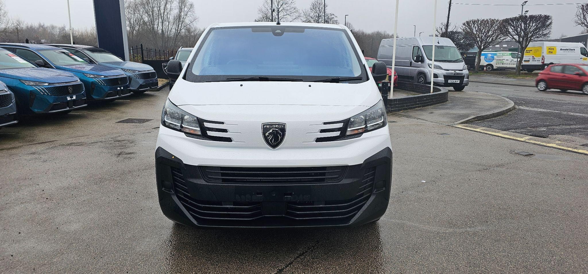 Peugeot e-Expert Image 8