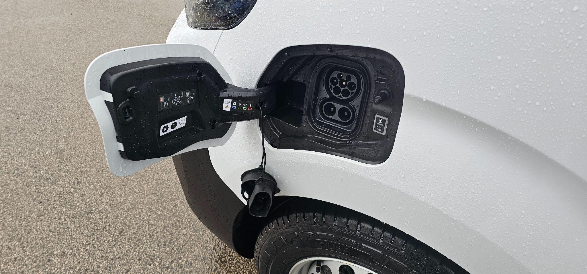 Peugeot e-Expert Image 13