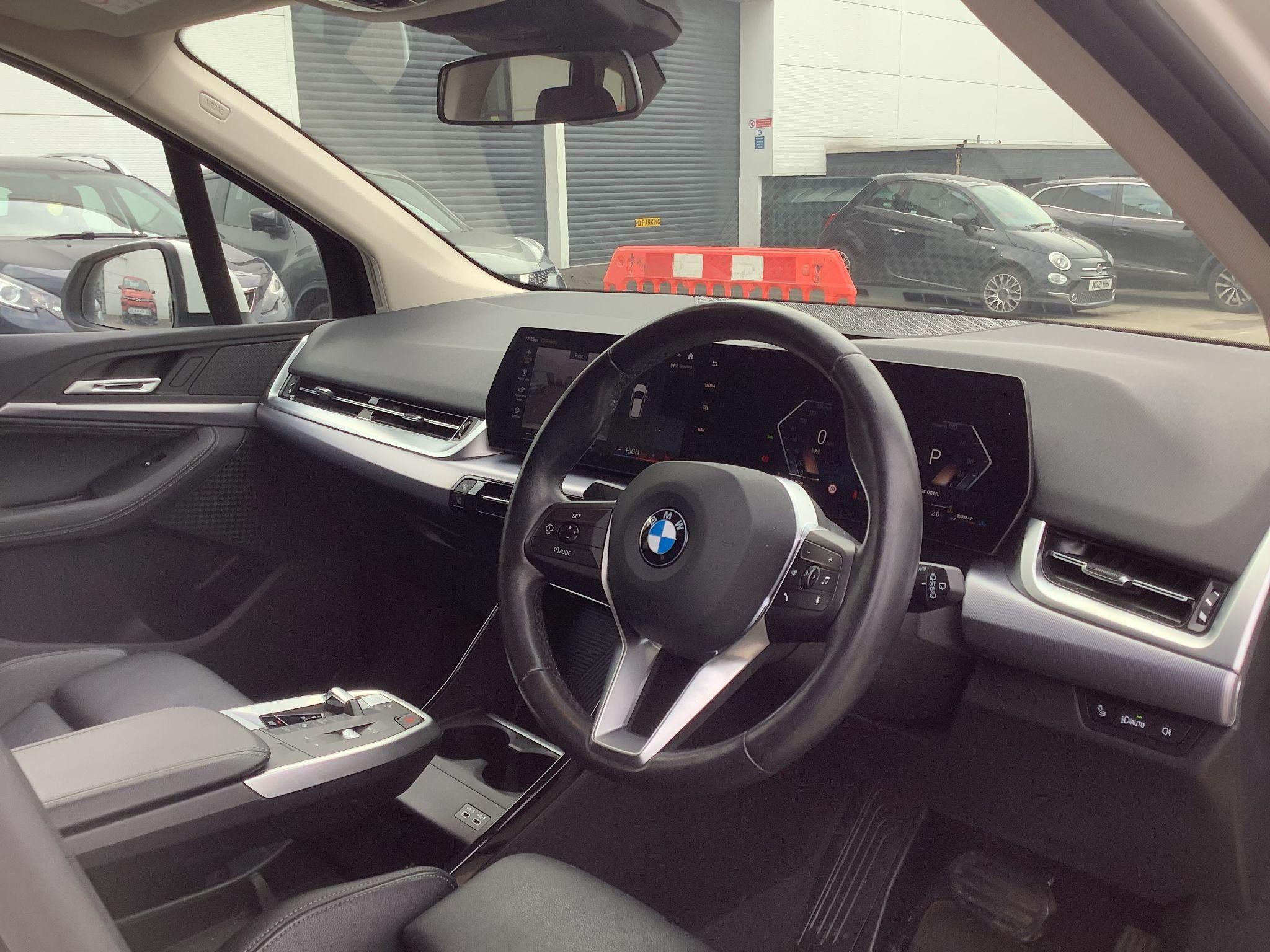 BMW 2 Series Active Tourer Image 12