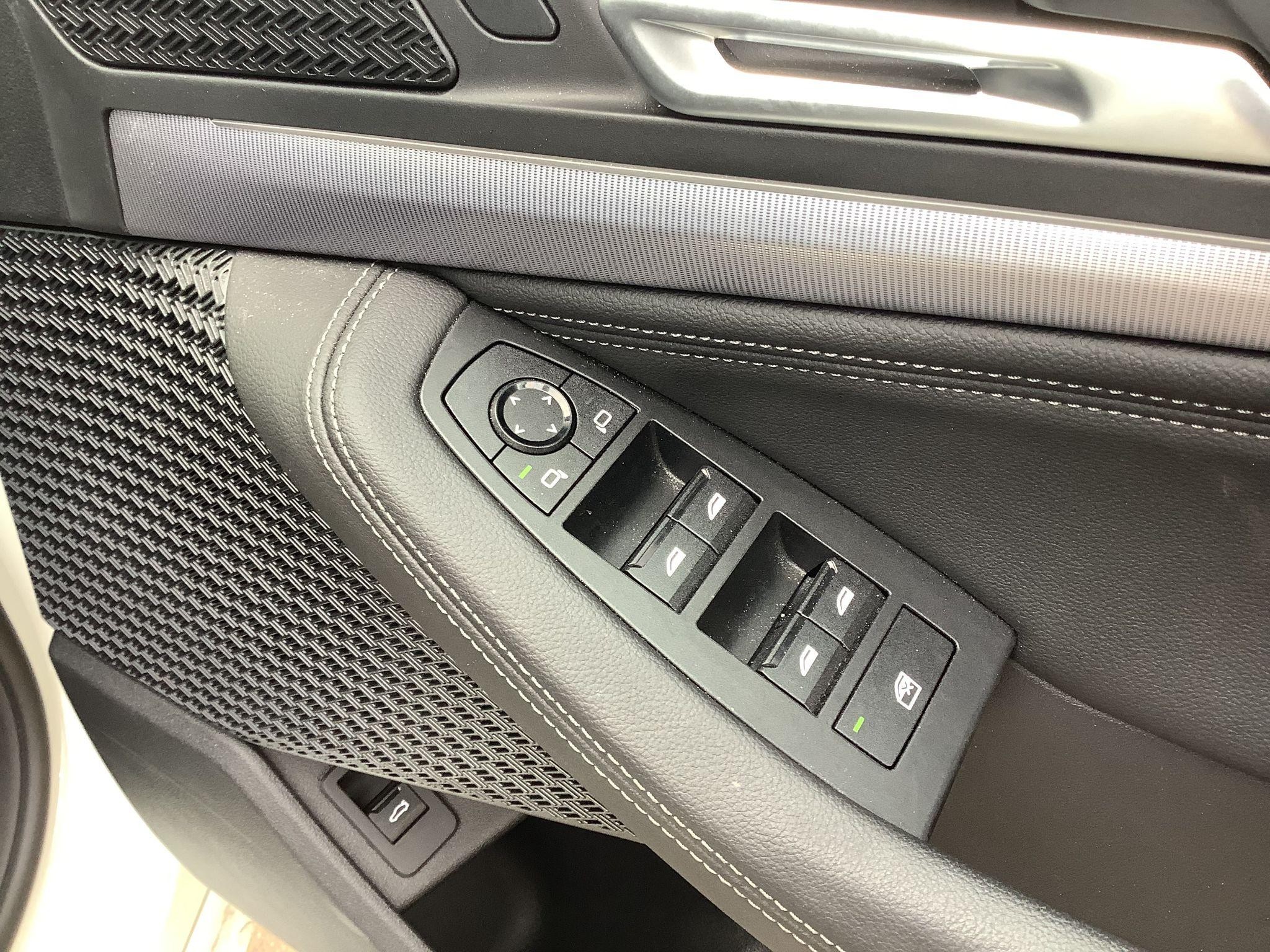 BMW 2 Series Active Tourer Image 13