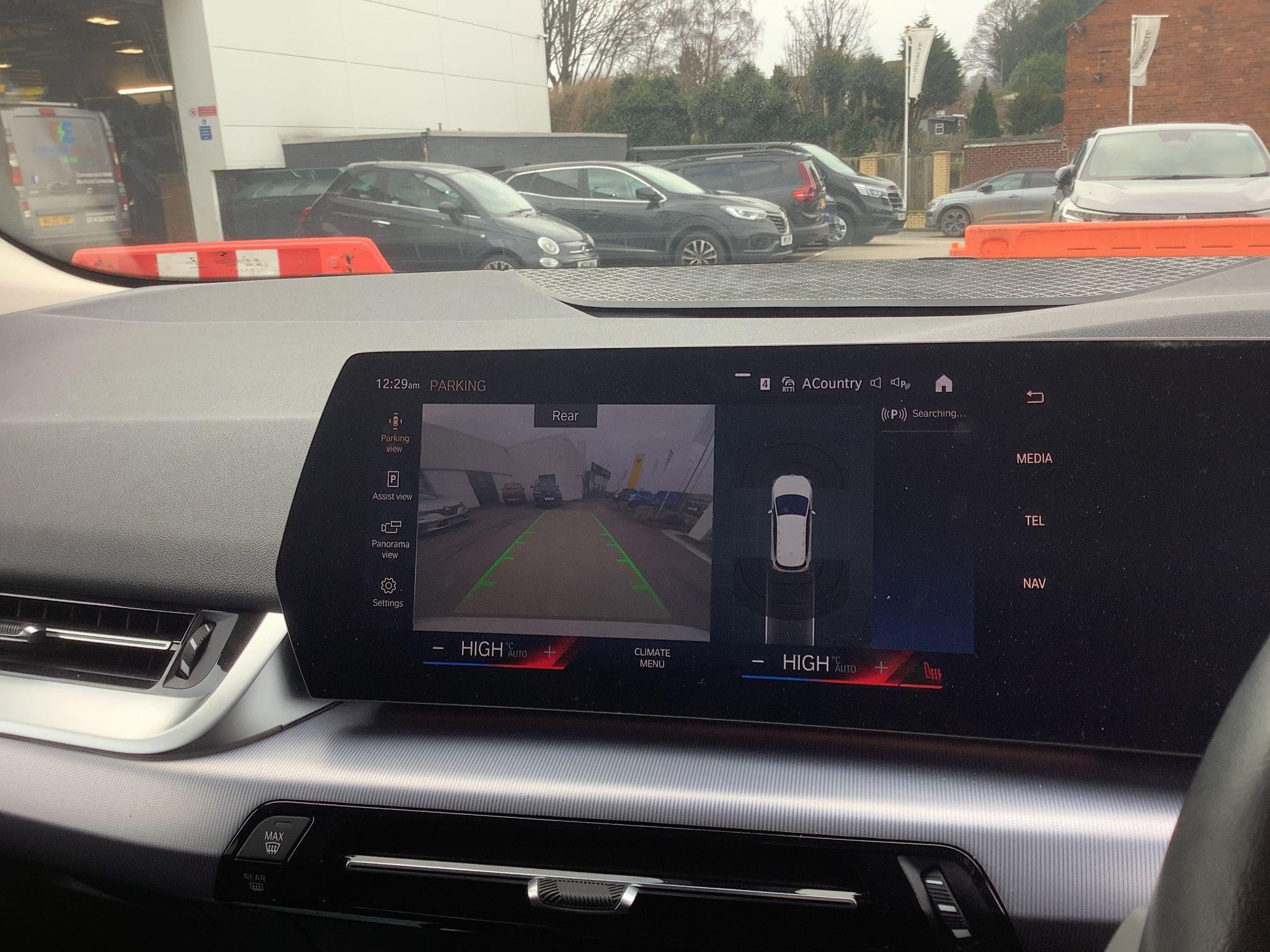 BMW 2 Series Active Tourer Image 22