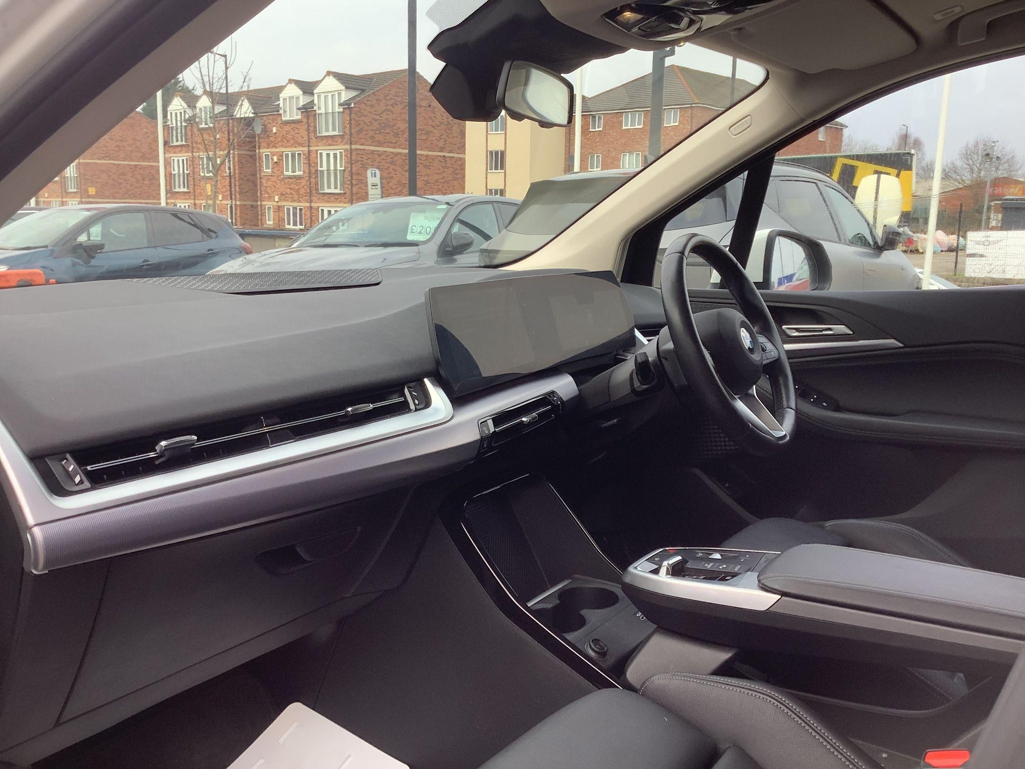 BMW 2 Series Active Tourer Image 38