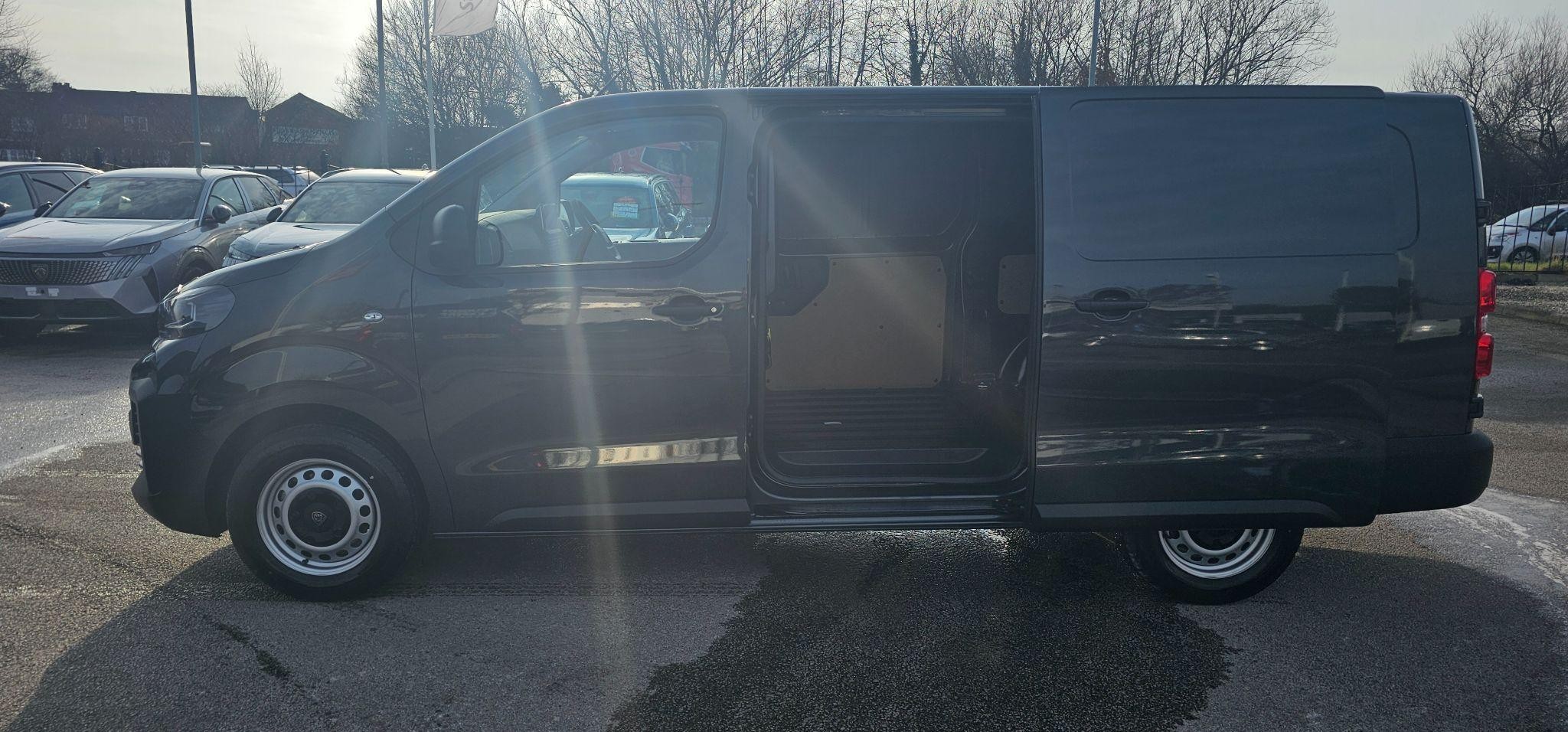 Peugeot Expert Image 10