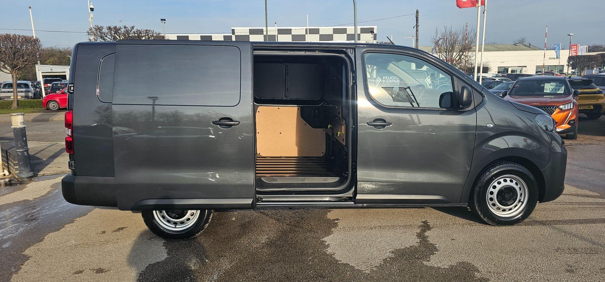 Peugeot Expert Image 11