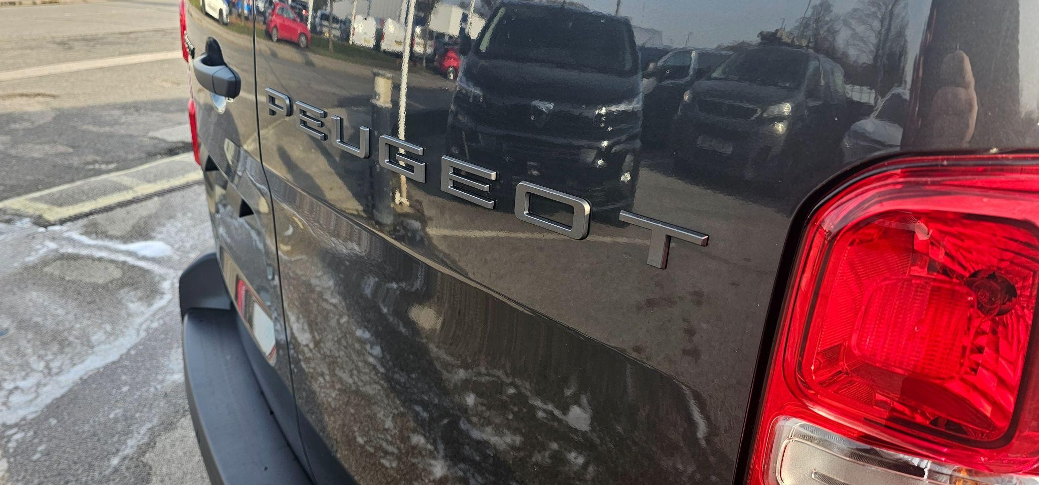 Peugeot Expert Image 15