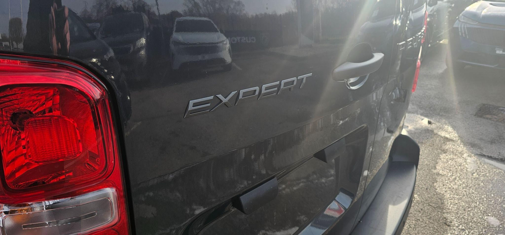Peugeot Expert Image 16
