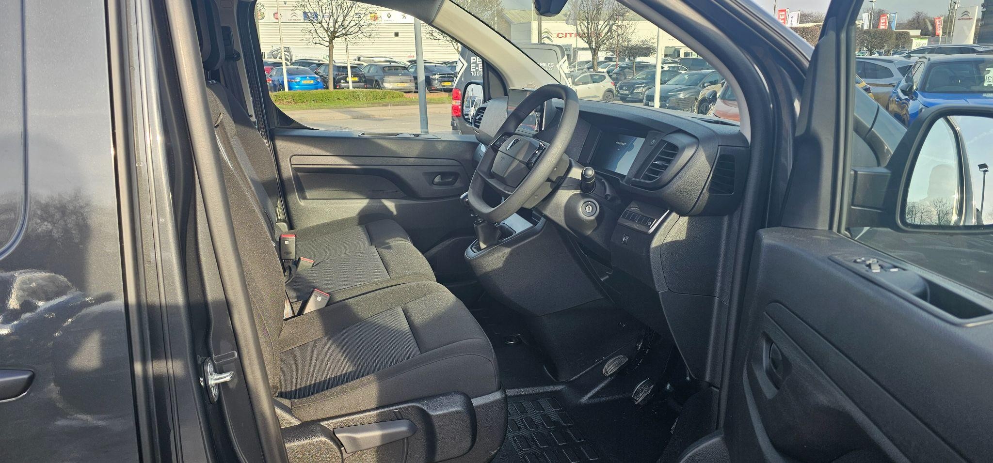 Peugeot Expert Image 19