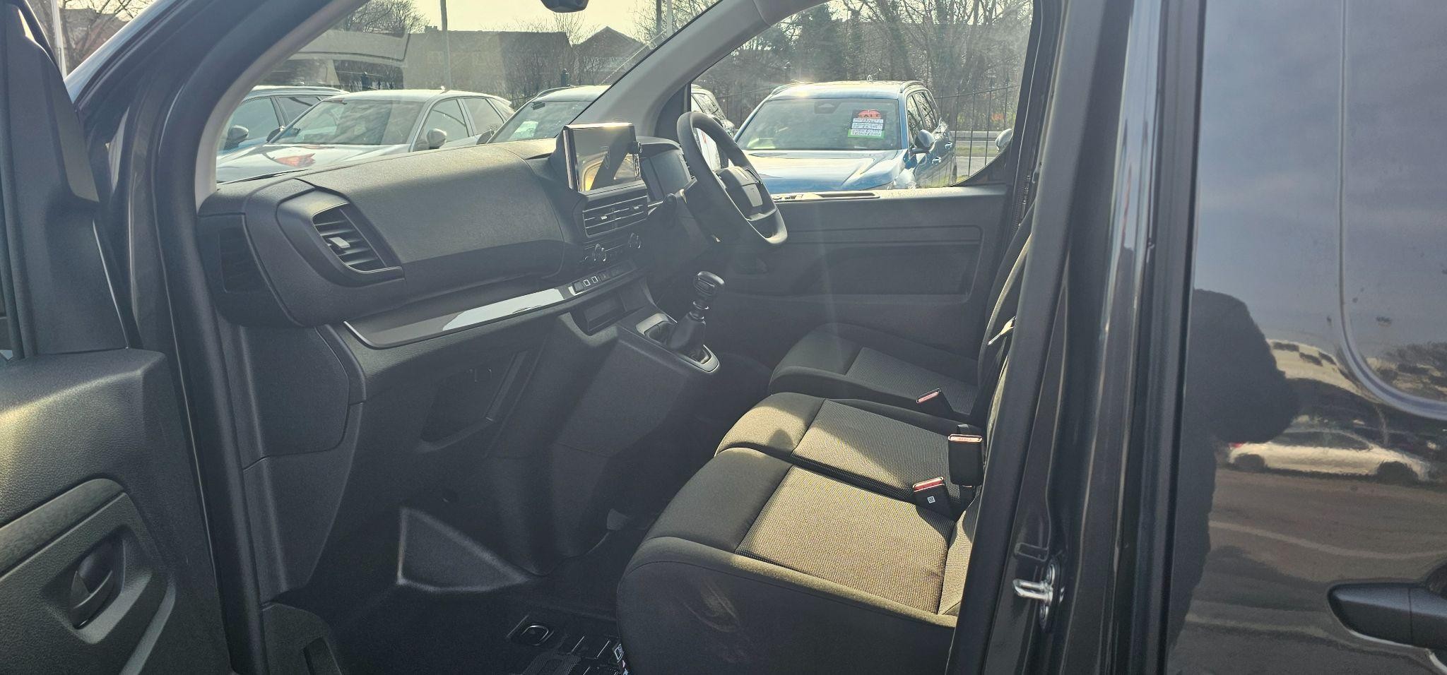 Peugeot Expert Image 20