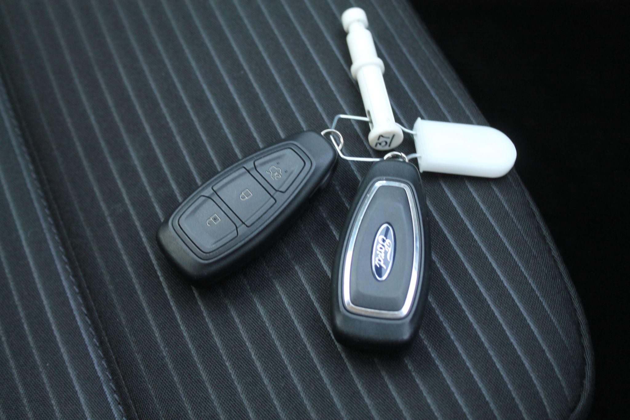 Ford Focus Image 26