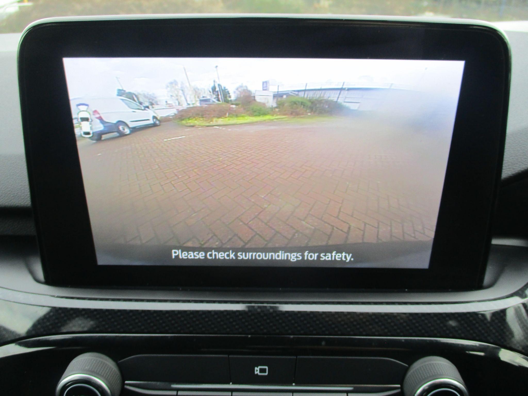 Ford Kuga Image 20