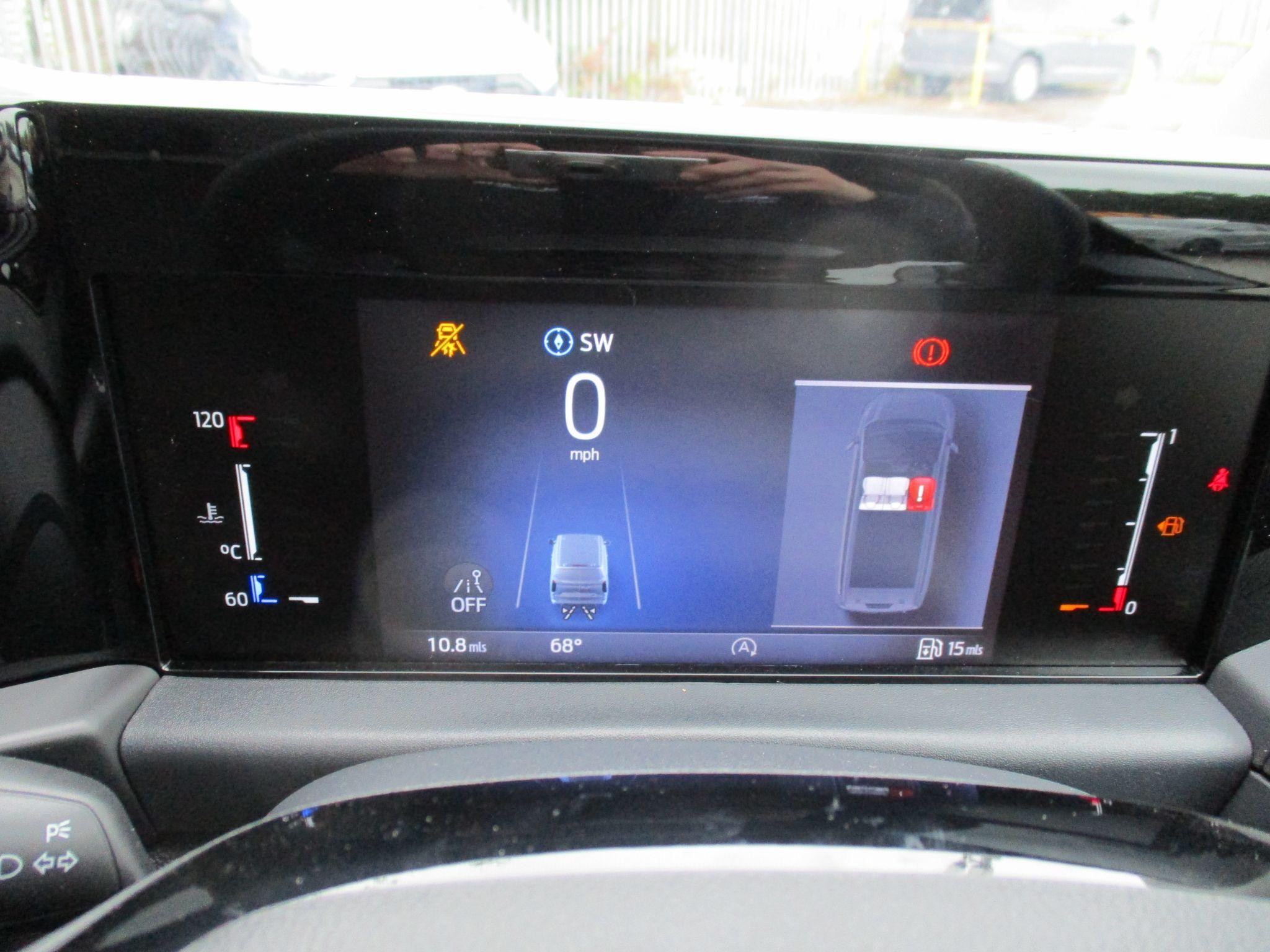 Ford Transit Custom Image 23