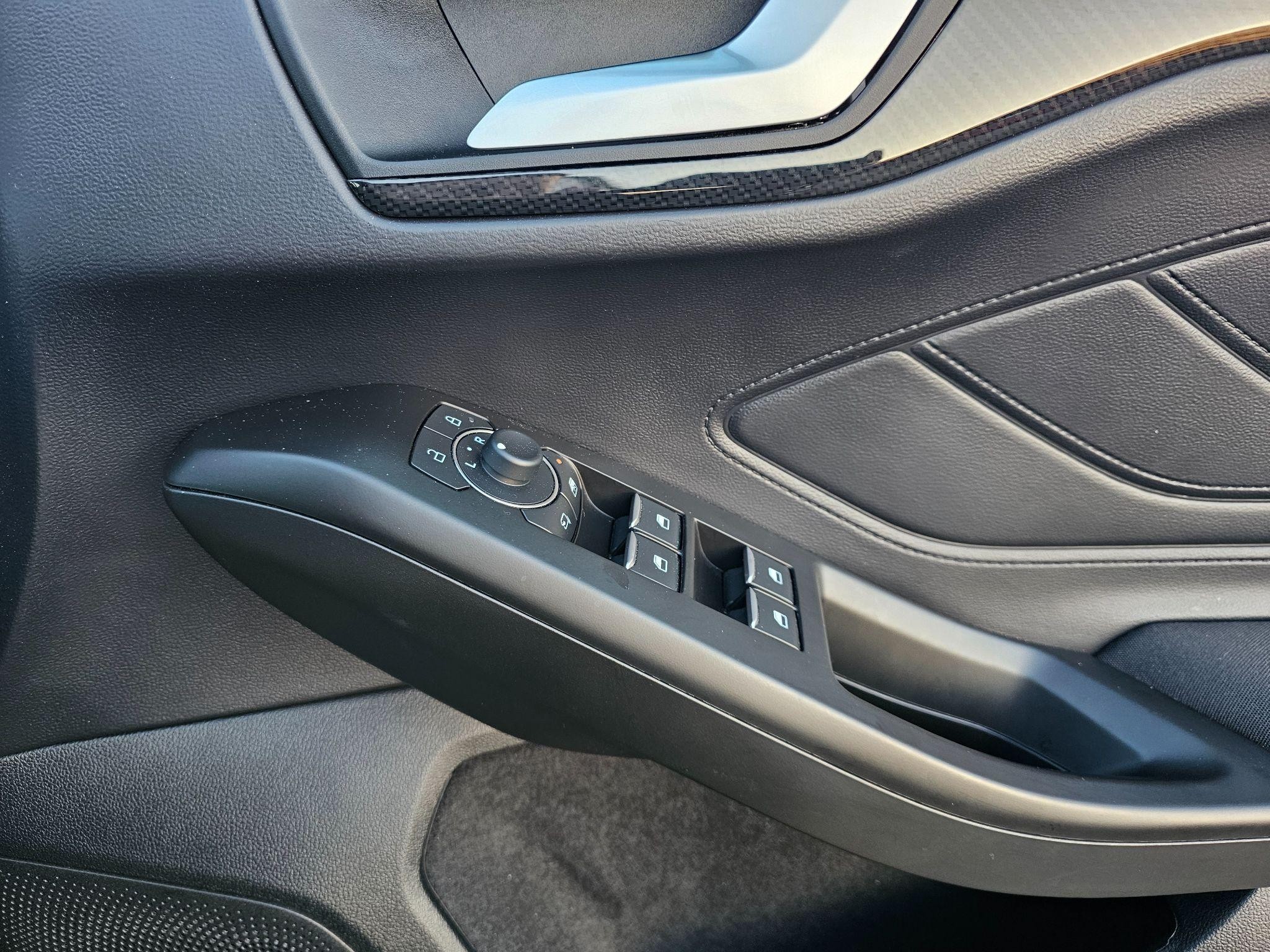 Ford Focus Image 17