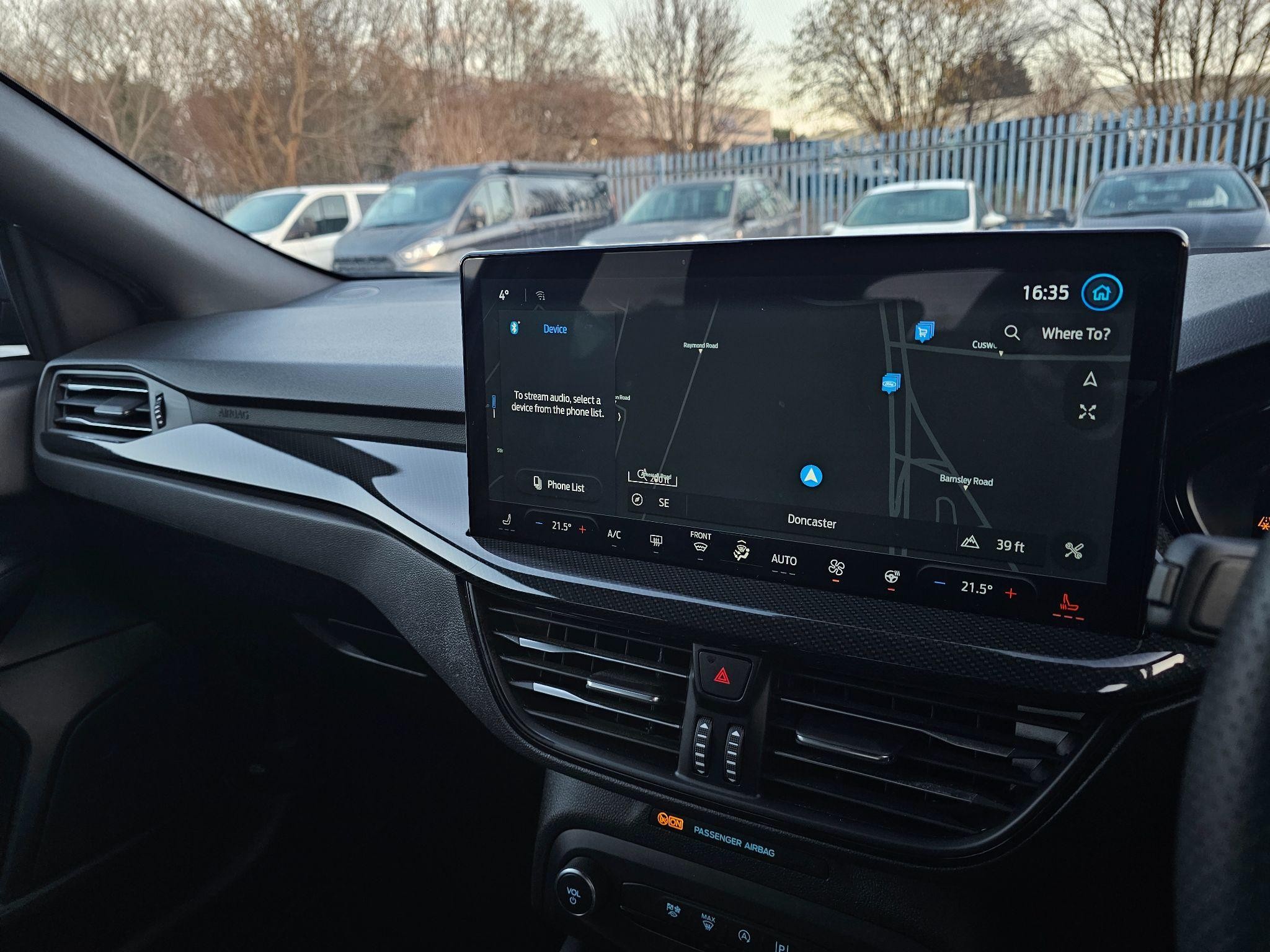 Ford Focus Image 21