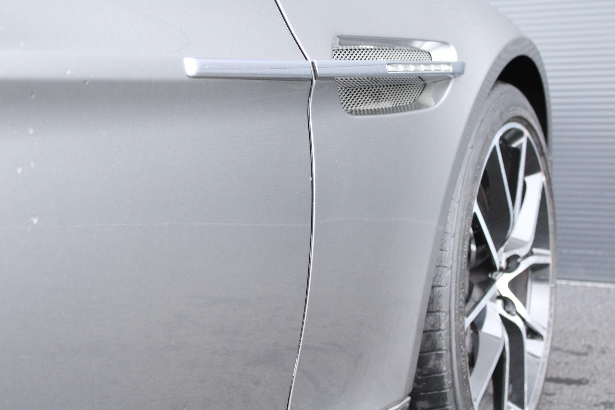 Aston Martin Rapide S Image 21