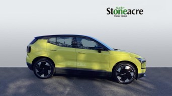 Volvo EX30 200kW SM Extended Range Plus 69kWh 5dr Auto OE73ZBL Image 3