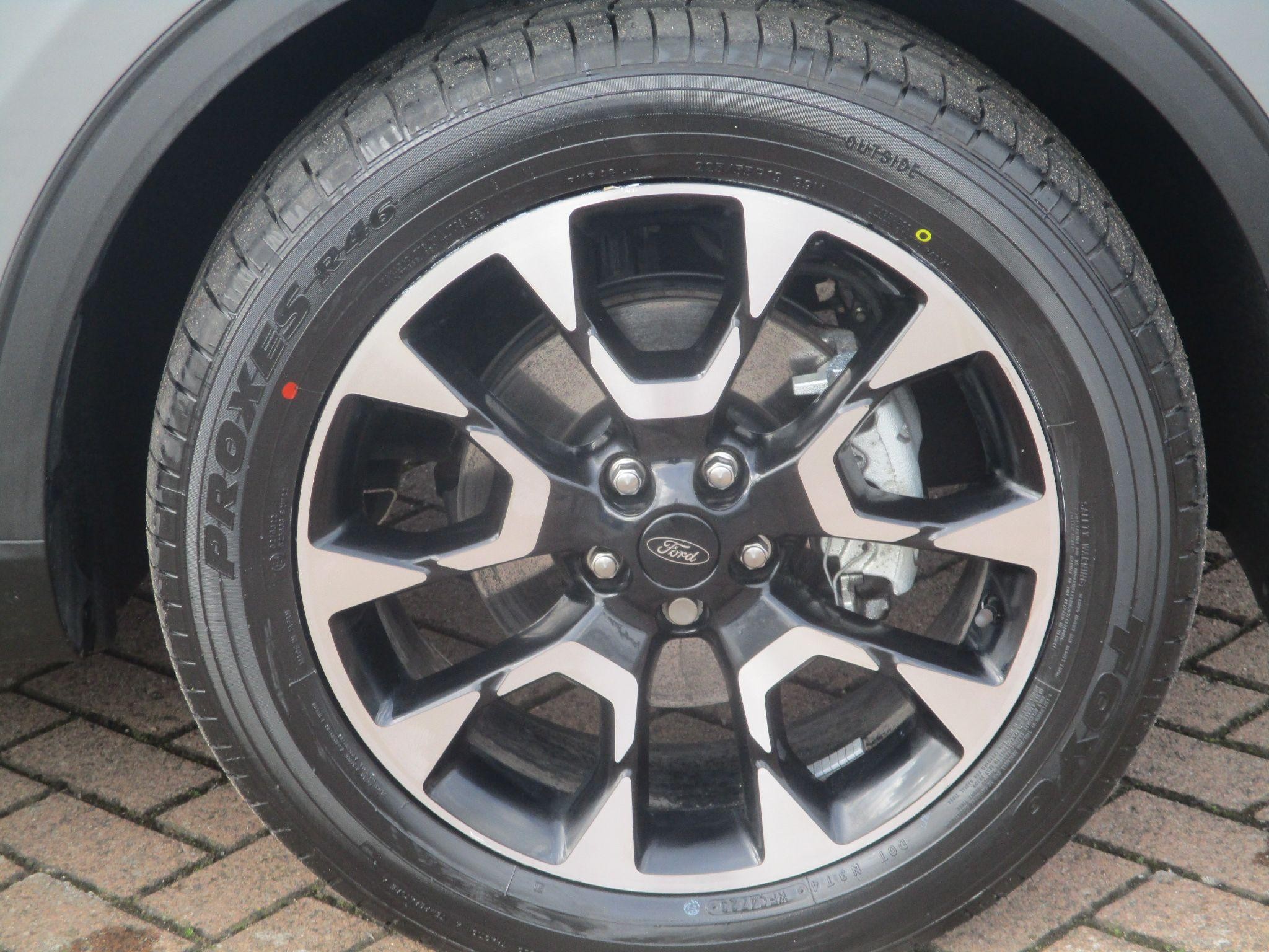 Ford Kuga Image 11