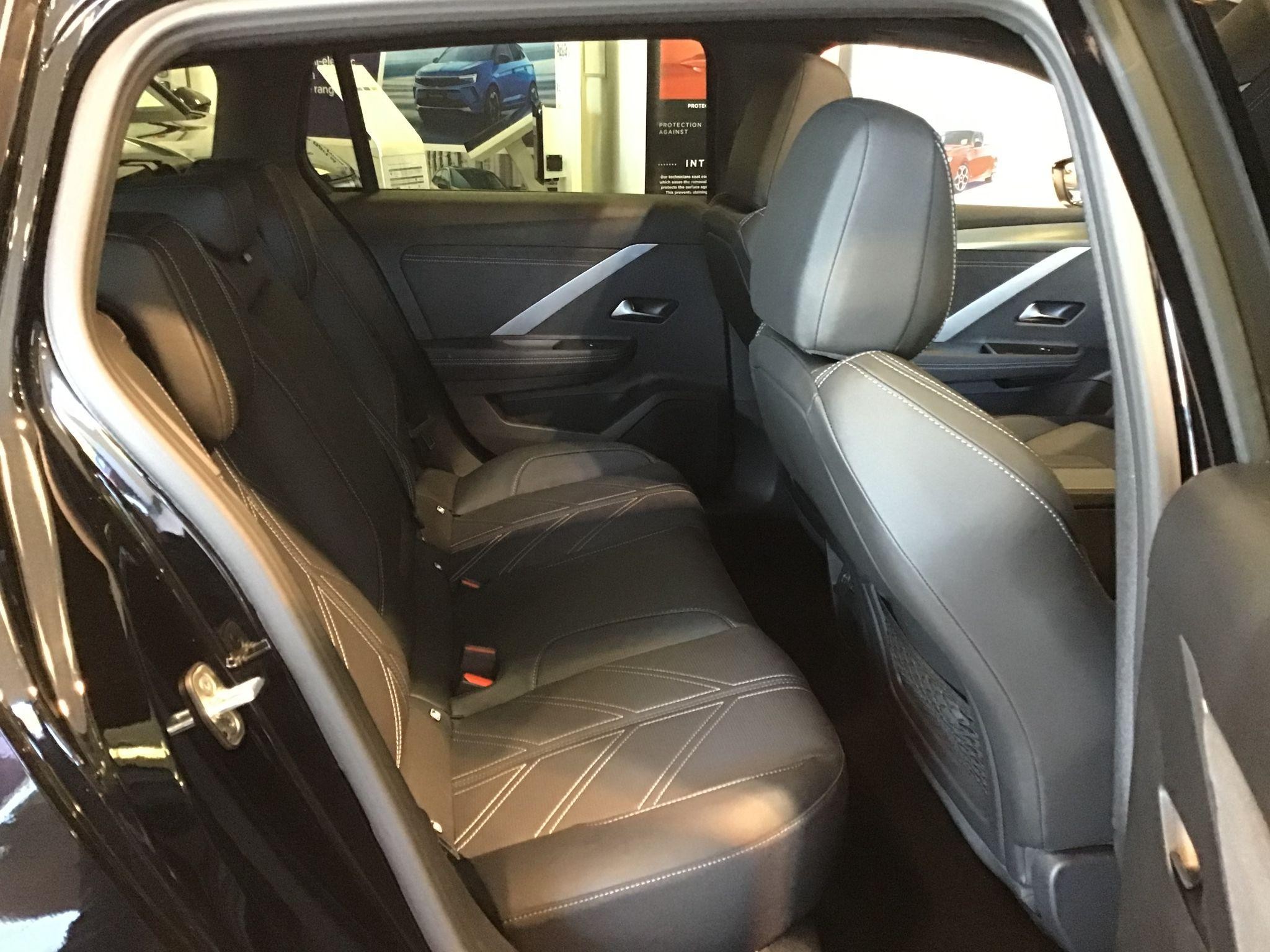 Vauxhall Astra Image 13