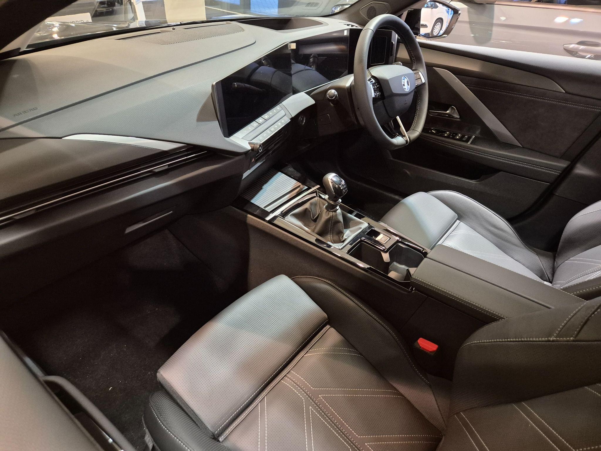 Vauxhall Astra Image 15