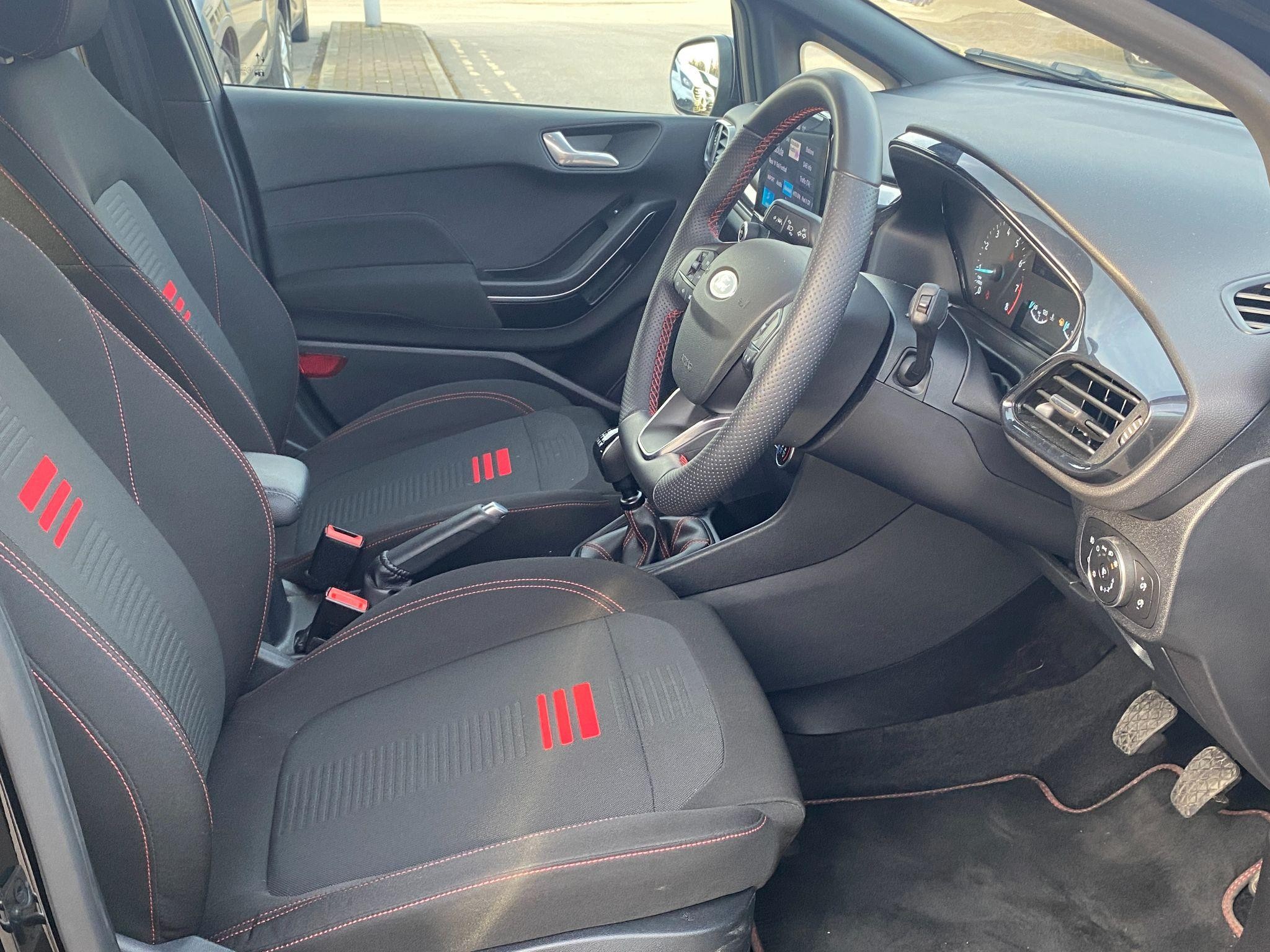 Ford Fiesta Image 13