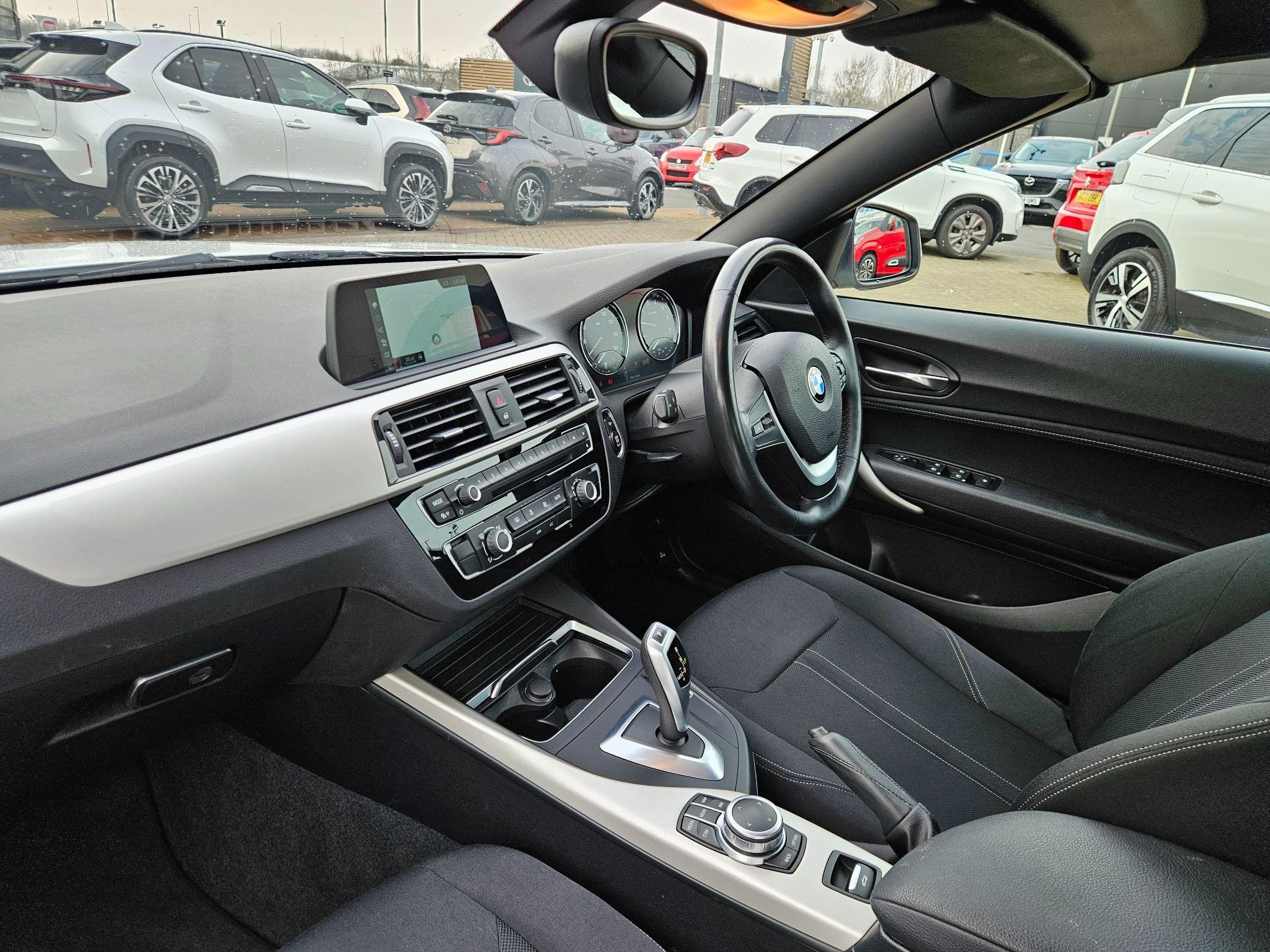BMW 2 Series Image 13