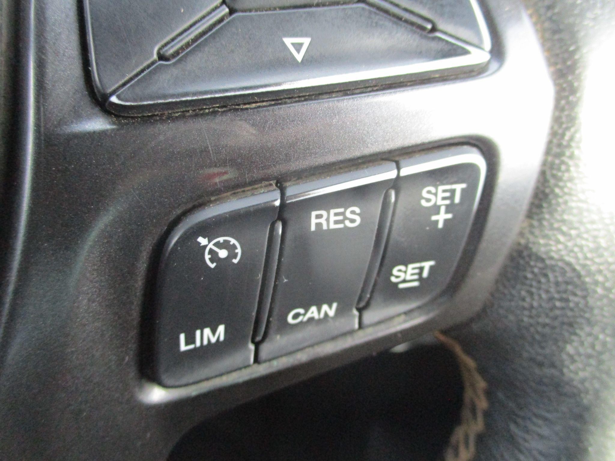 Ford Ranger Image 12