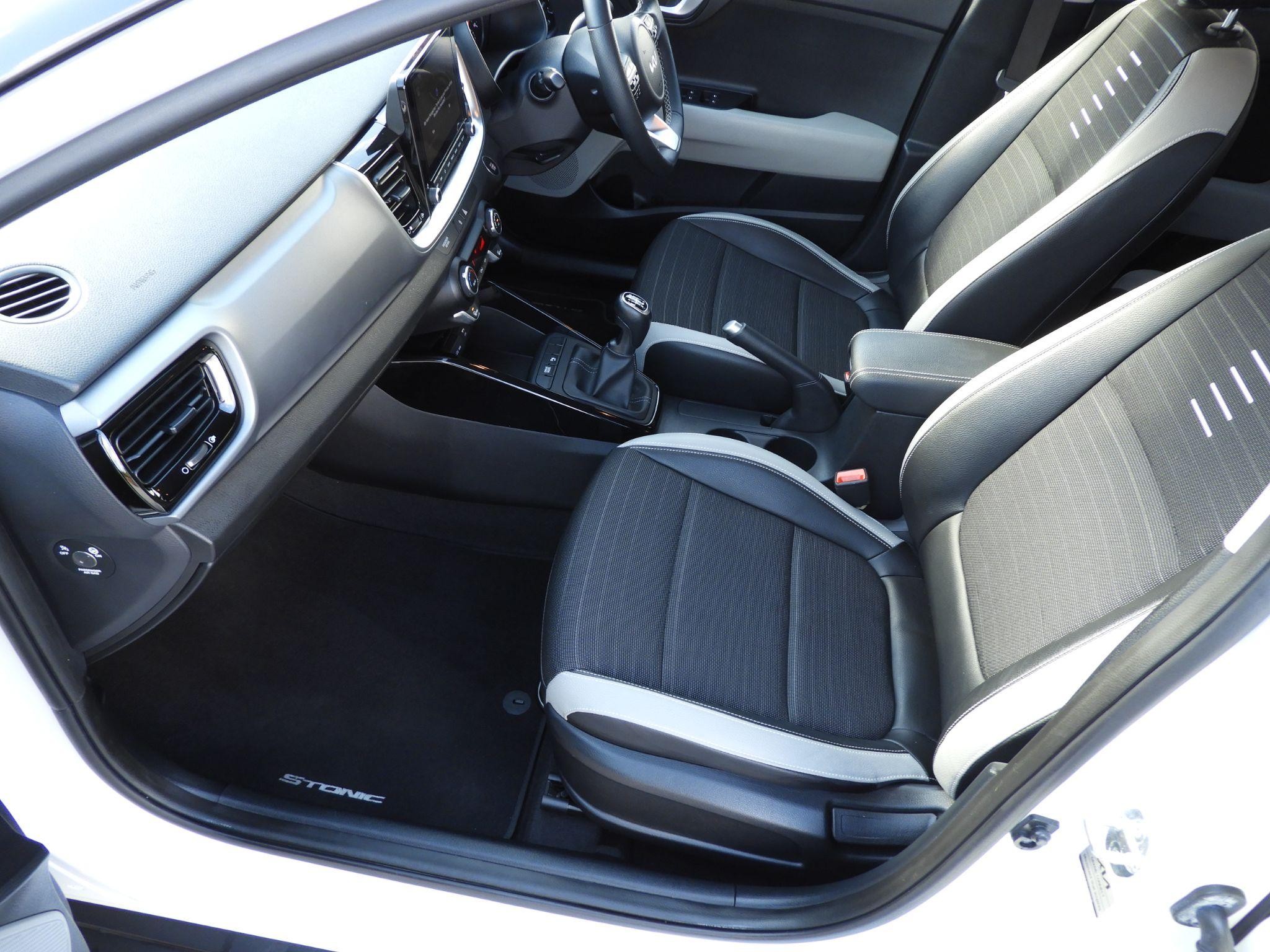 Kia Stonic Image 11